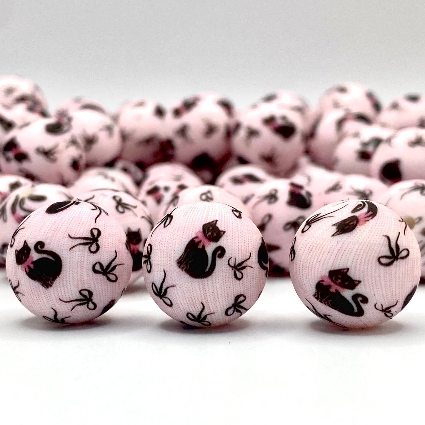 Purrrfectly Dapper Printed Silicone Beads