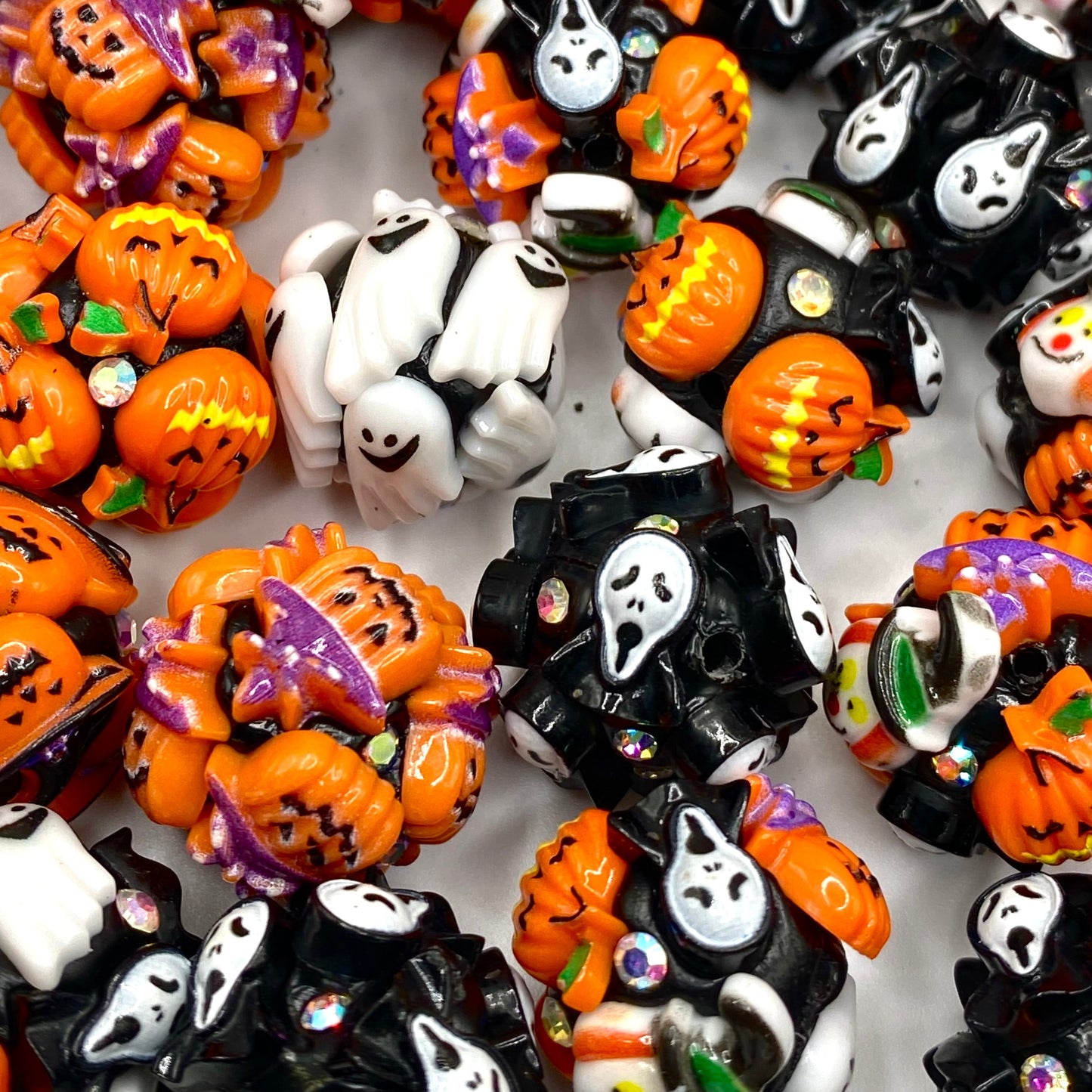 Happy Hunting 3.0 Fancy Halloween Theme Beads