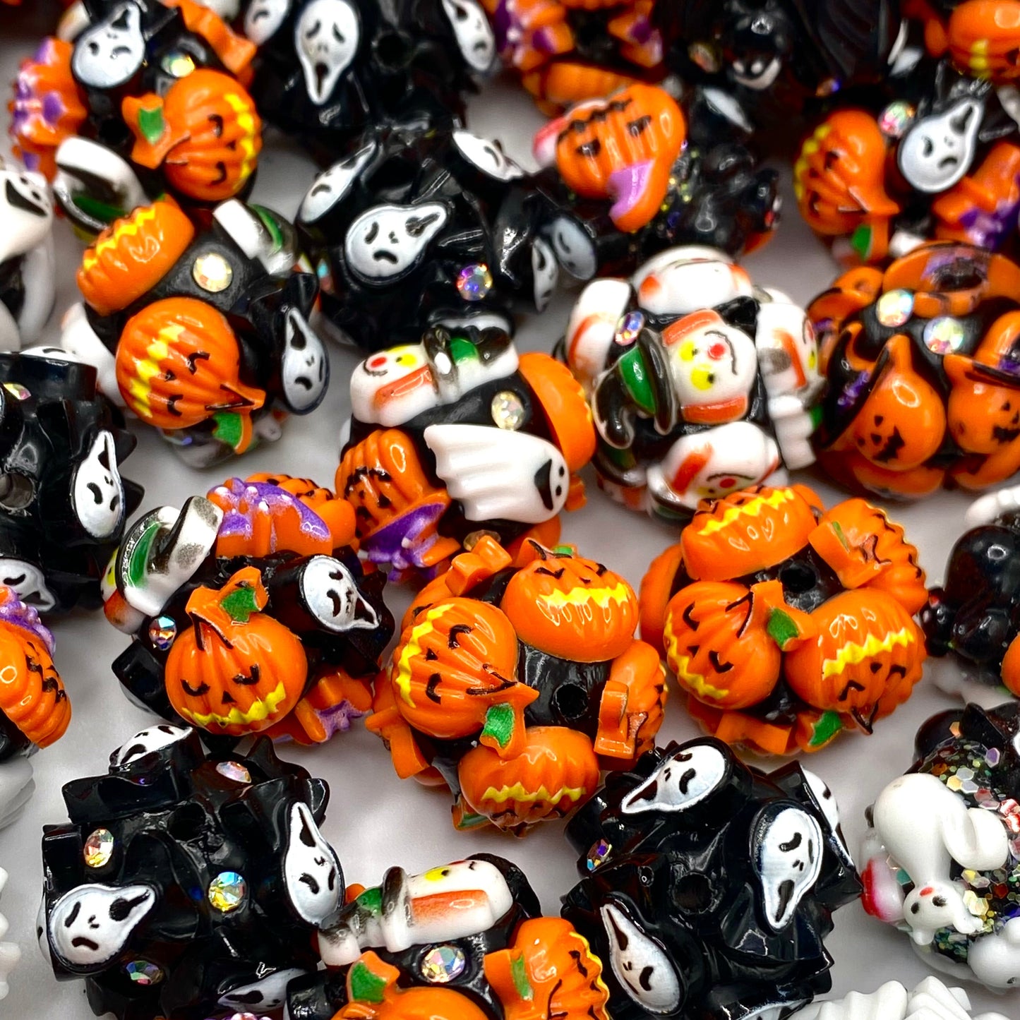 Happy Hunting 3.0 Fancy Halloween Theme Beads