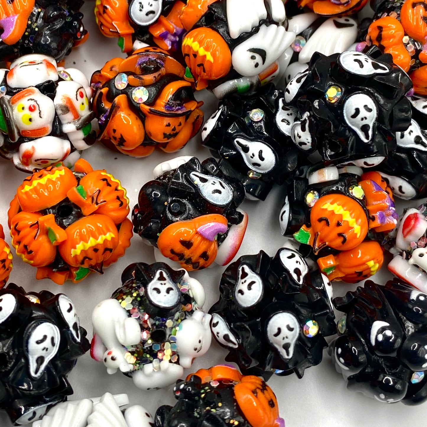 Happy Hunting 3.0 Fancy Halloween Theme Beads