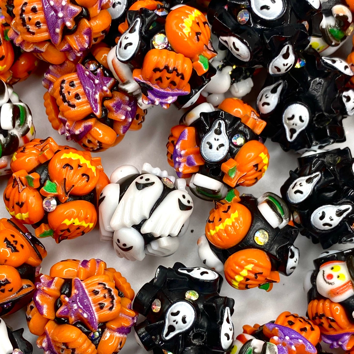 Happy Hunting 3.0 Fancy Halloween Theme Beads