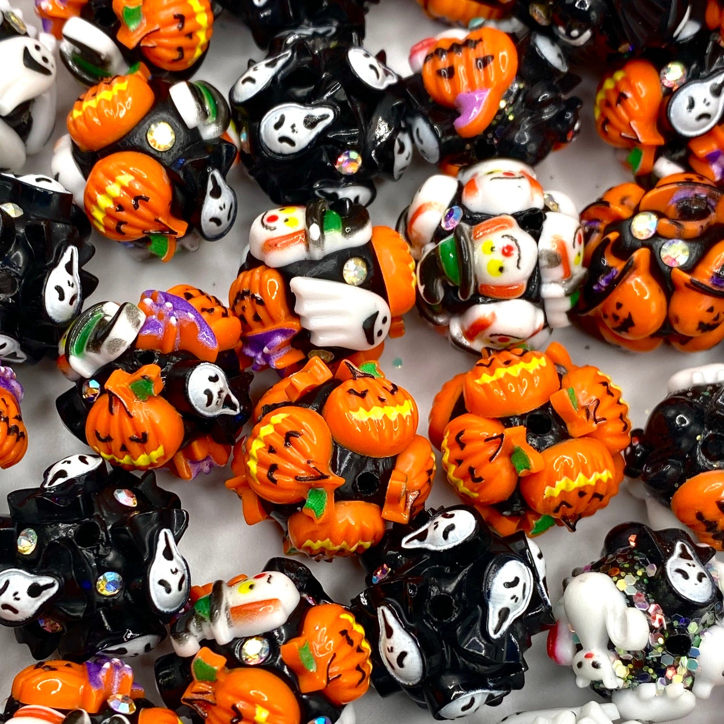 Happy Hunting 3.0 Fancy Halloween Theme Beads