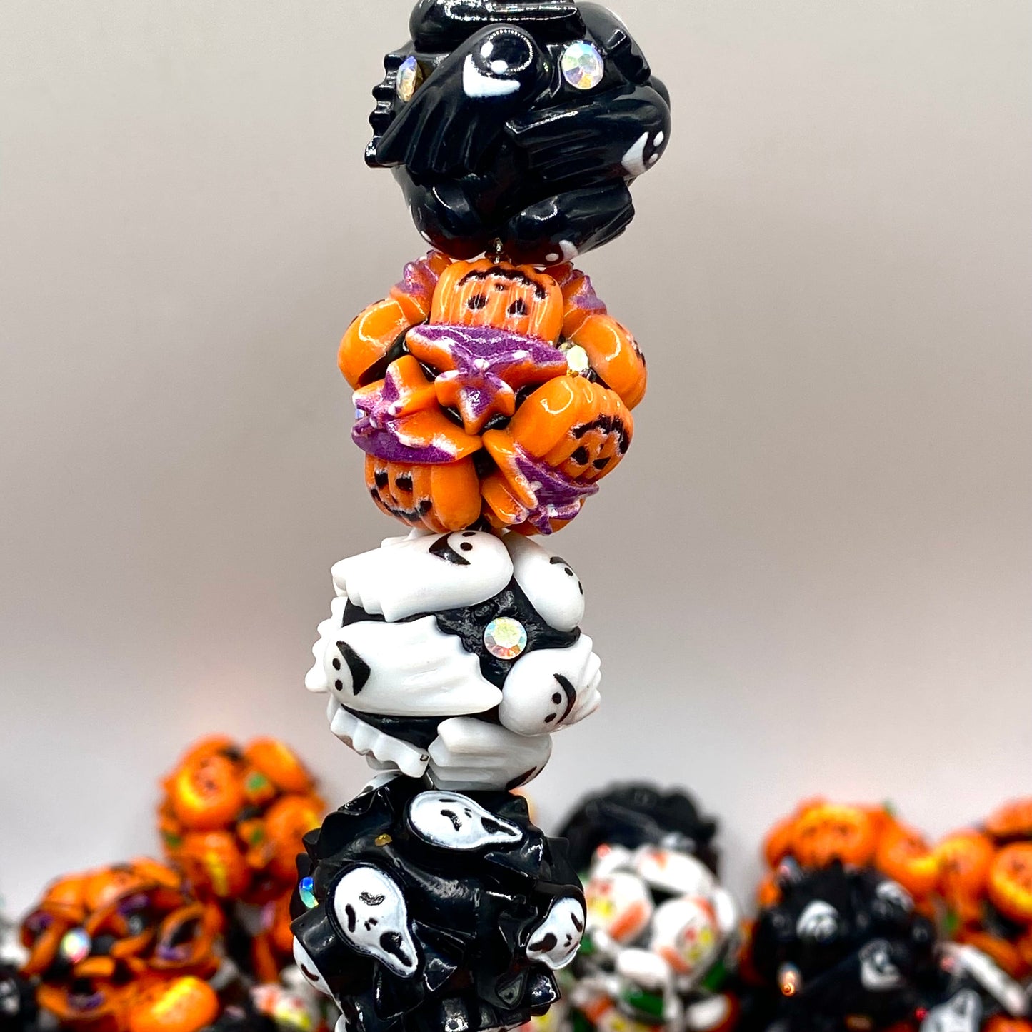 Happy Hunting 3.0 Fancy Halloween Theme Beads