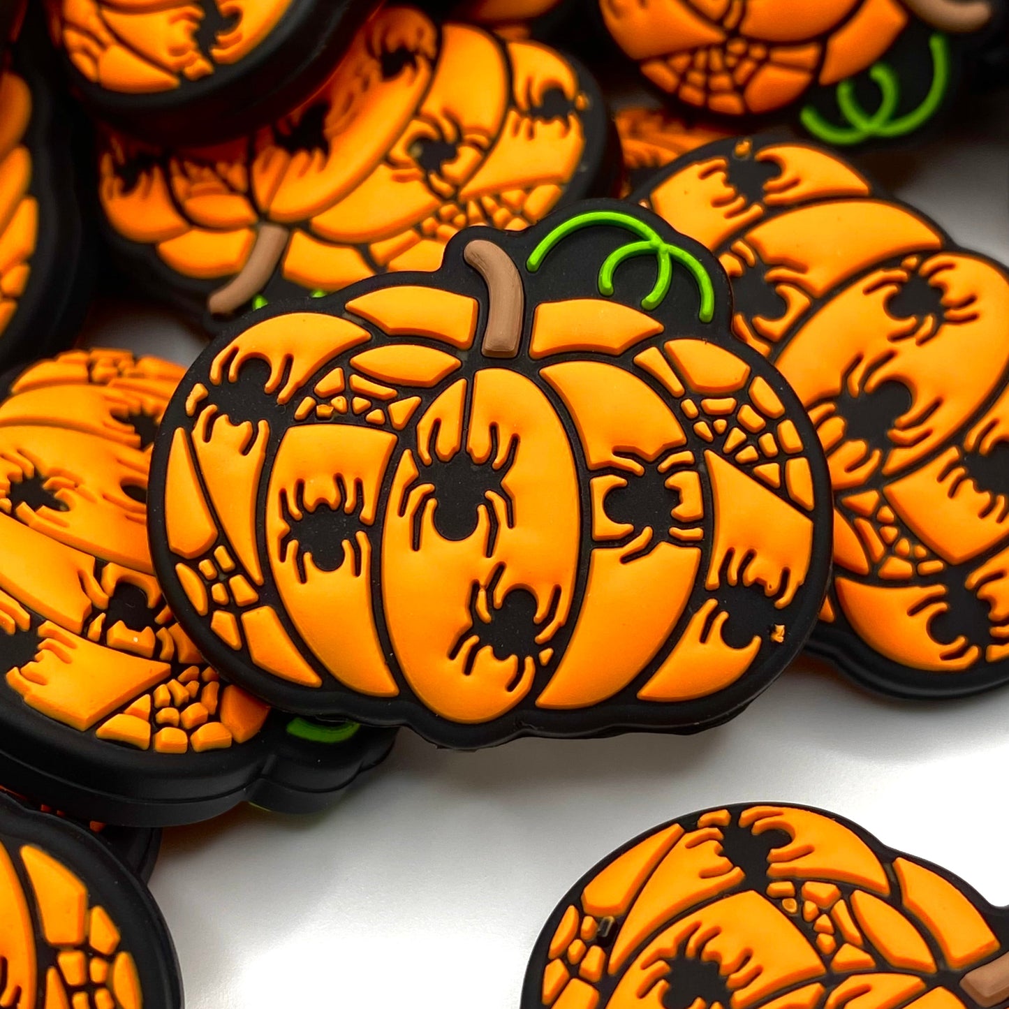 Gone Pumpkin Pickin Silicone Focal Beads