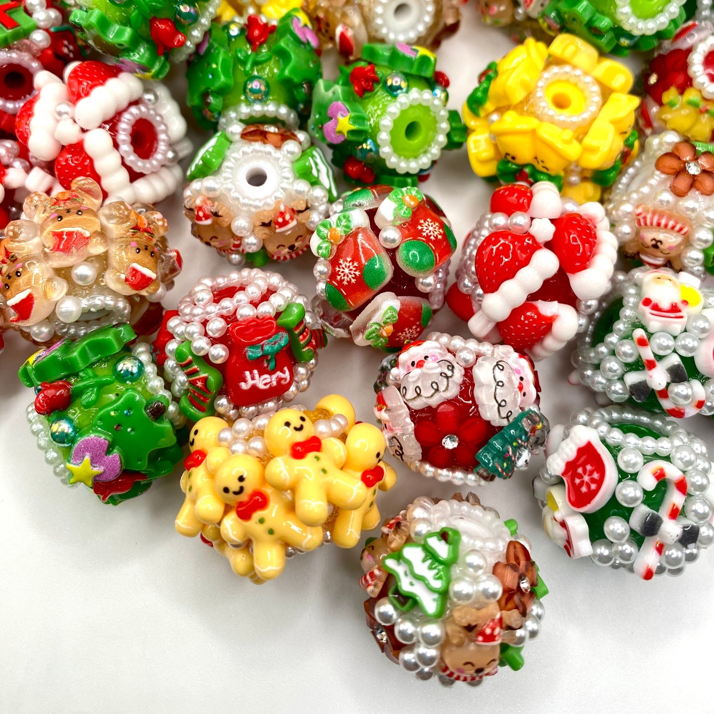 Christmas 3.0 Fancy Flower Beads- 5pcs