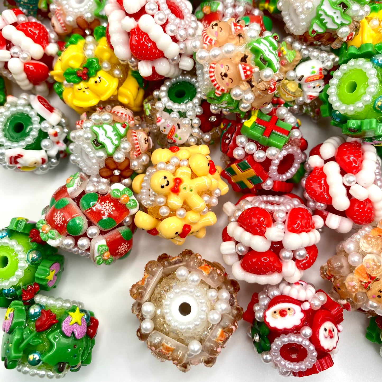 Christmas 3.0 Fancy Flower Beads- 5pcs