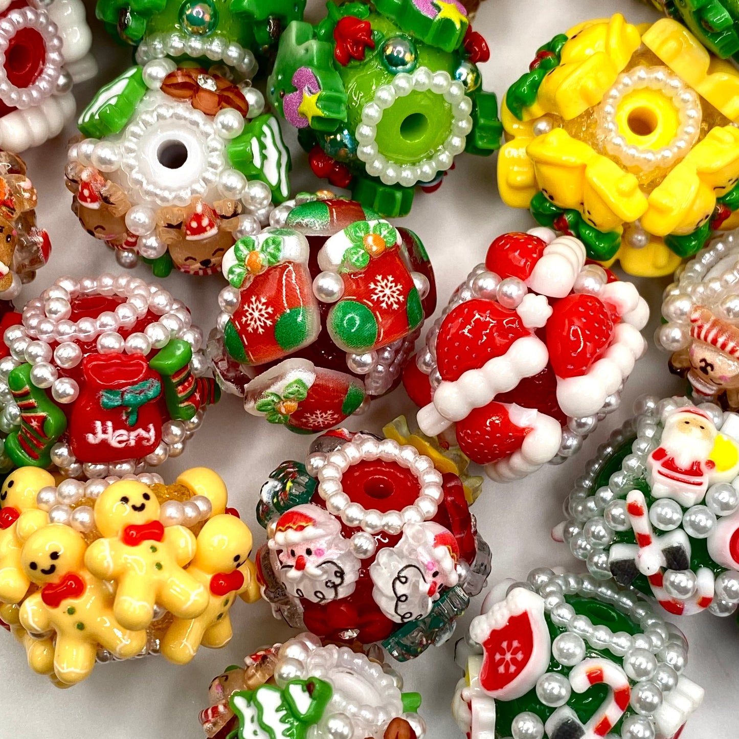 Christmas 3.0 Fancy Flower Beads- 5pcs