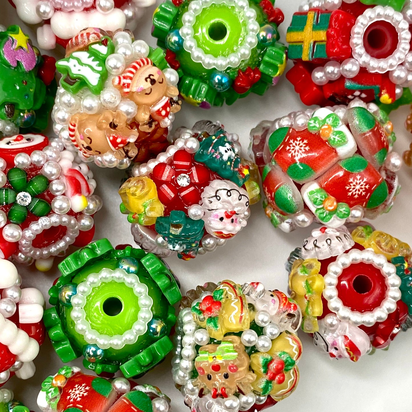 Christmas 3.0 Fancy Flower Beads- 5pcs