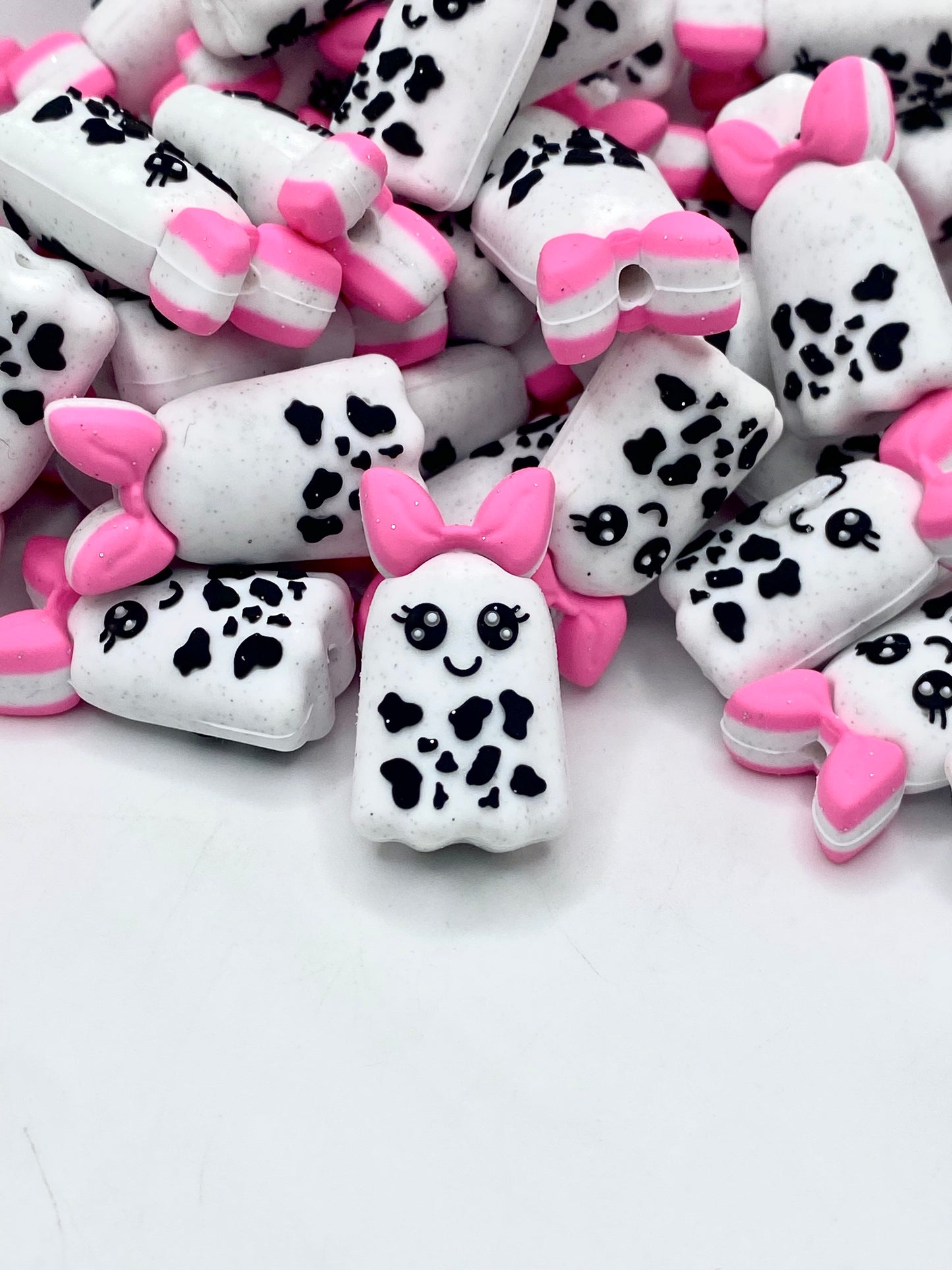 Shy but Spooky 3D Ghost Silicone Focal Beads