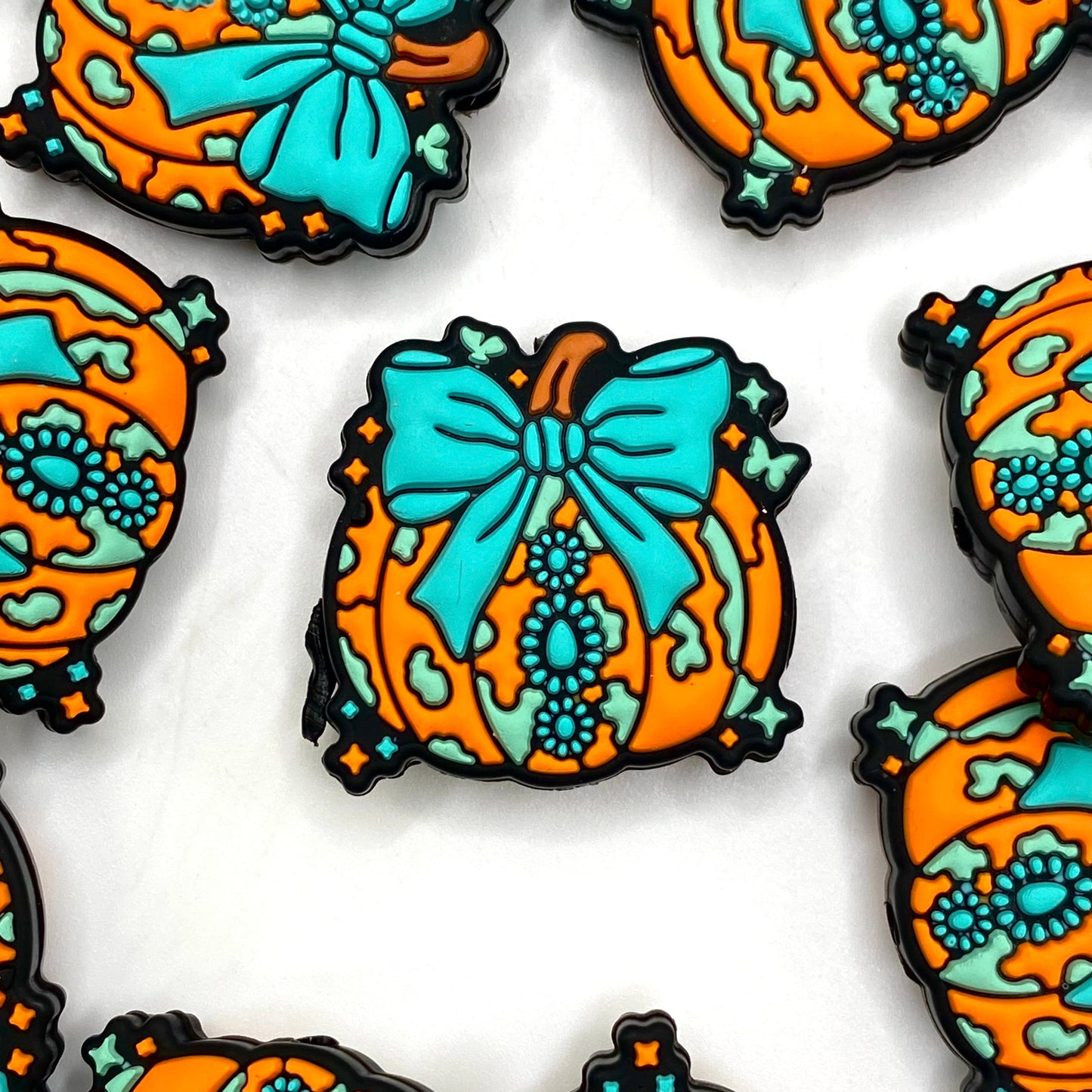 Wrangle Me a Pumpkin! Silicone Focal Beads