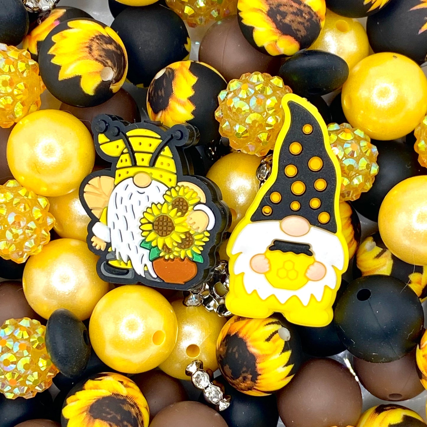 30pcs Bead Bundle 109