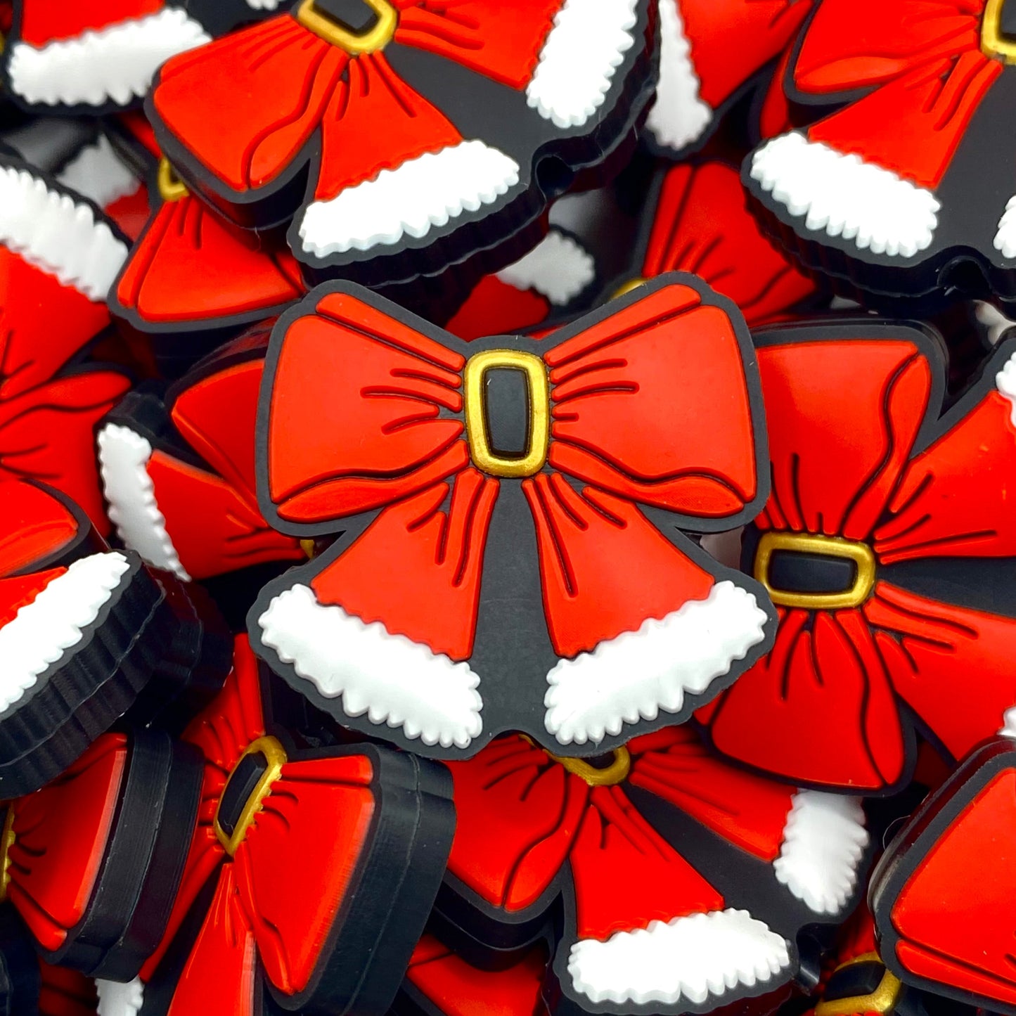 Santa's Favorite Bows Silicone Focal Beads