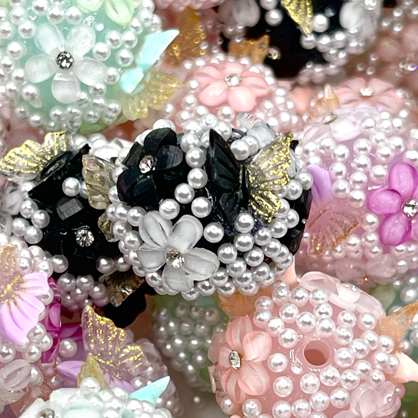 Butterflies Are Flying Flowers Fancy Acrylic Beads