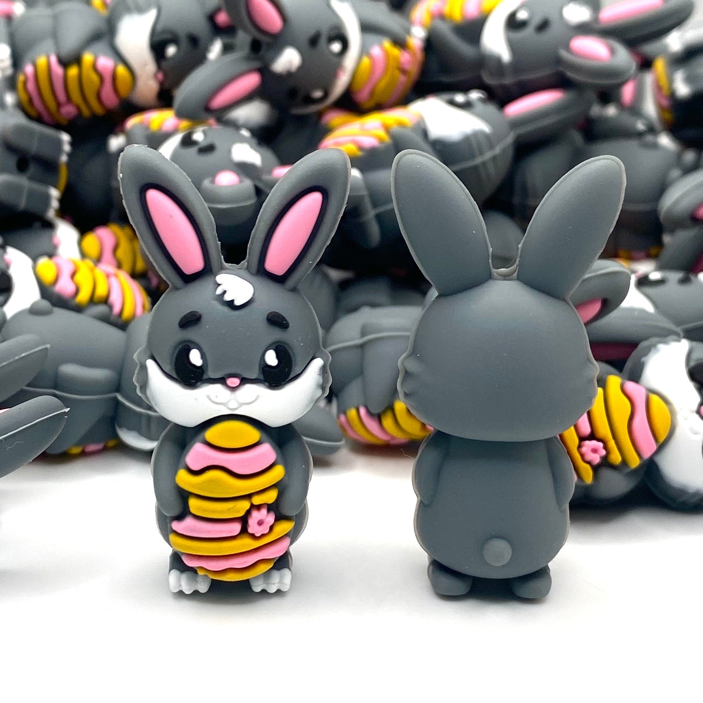 Bunny Vibes 3D Silicone Focal Beads
