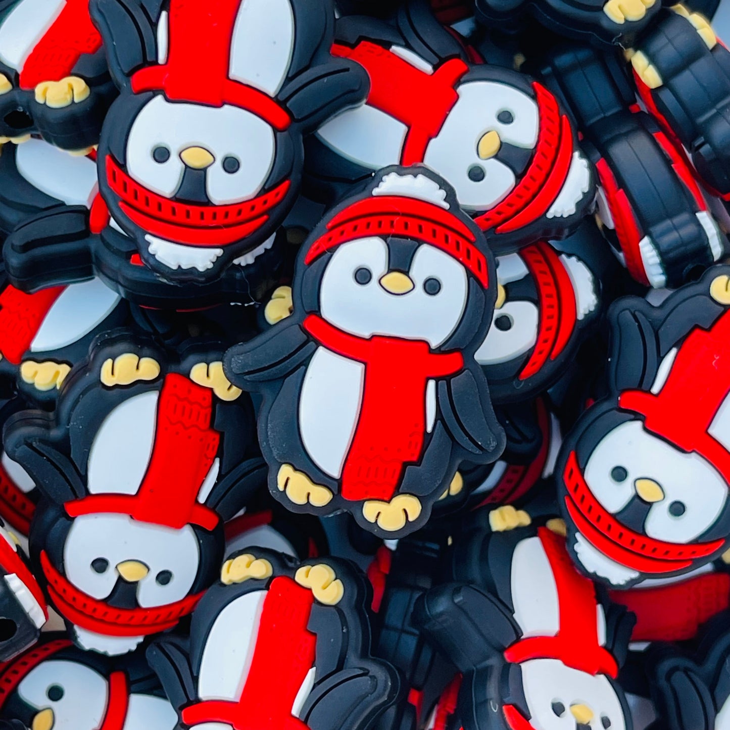 Snuggle My Penguin Silicone Focal Beads