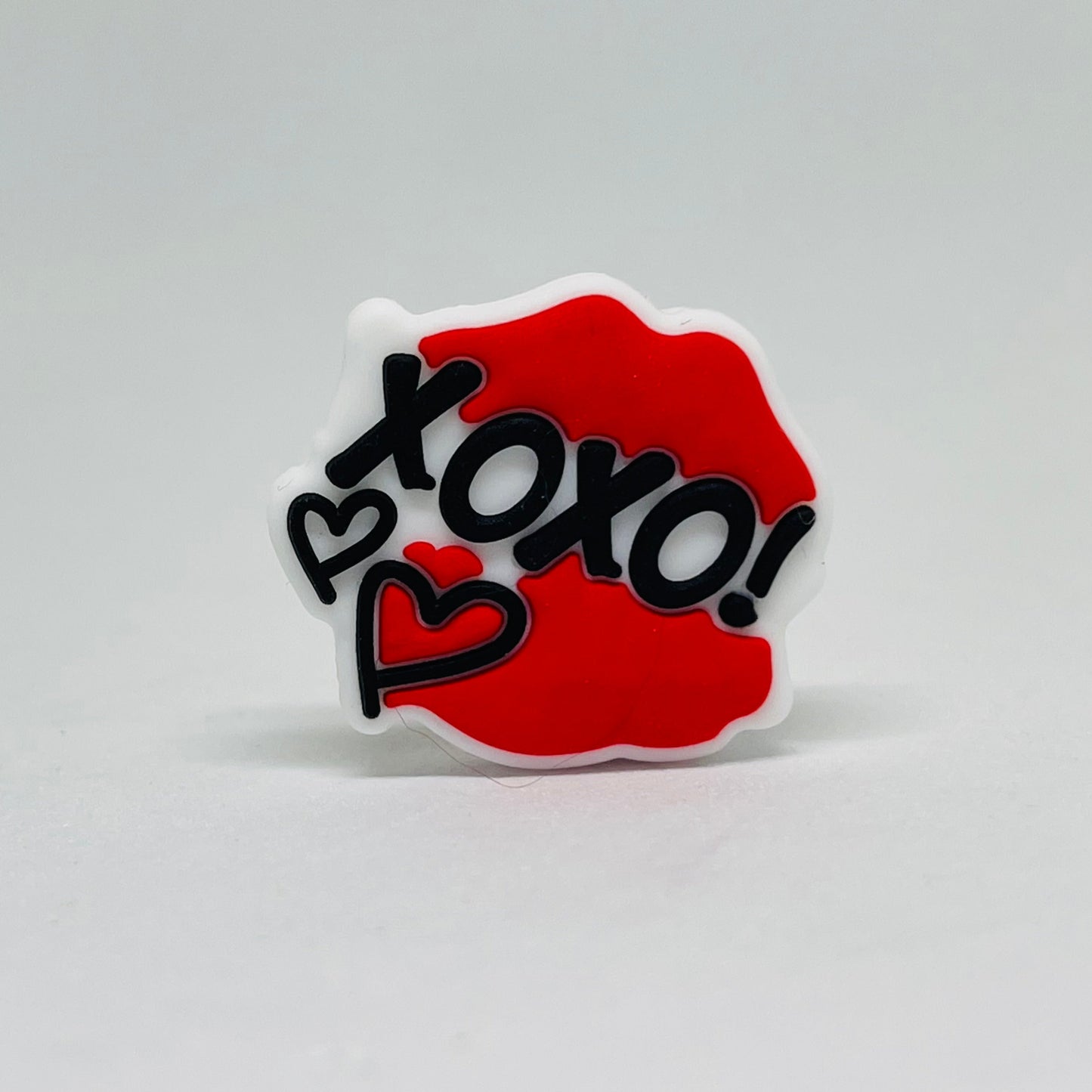XOXO Silicone Focal Beads