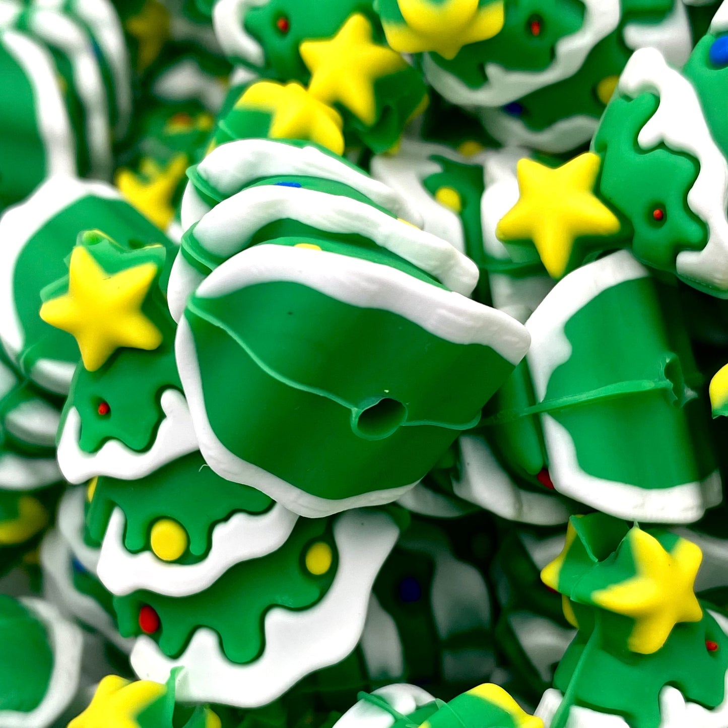 I Light Up Like A Christmas Tree 3D Silicone Focal Beads