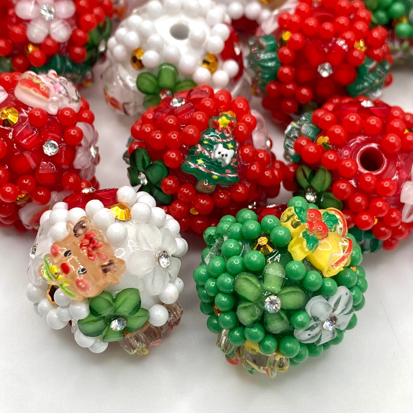 Christmas 2.0 Fancy Flower Beads- 5pcs