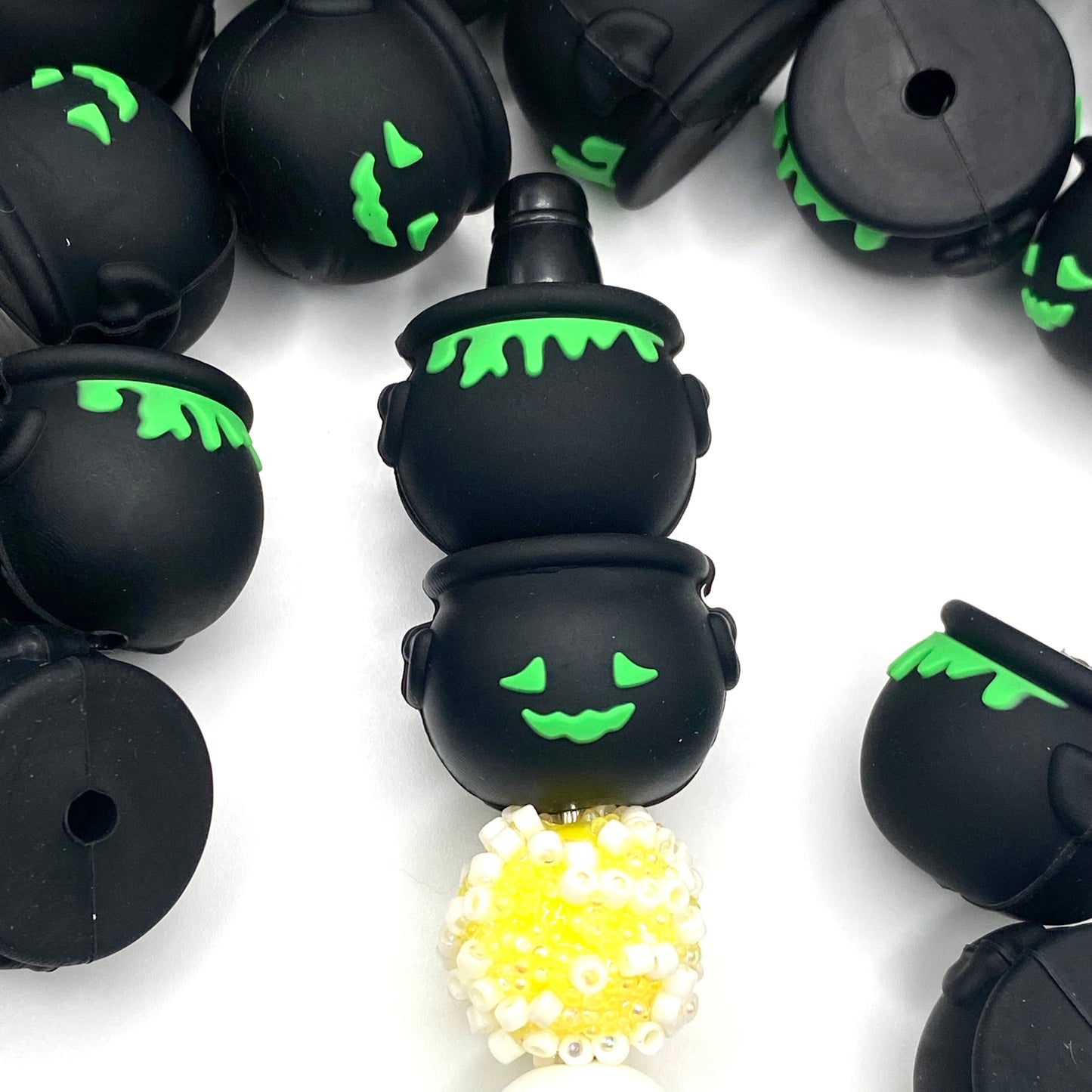 The Leaky Cauldron 3D Silicone Focal Beads