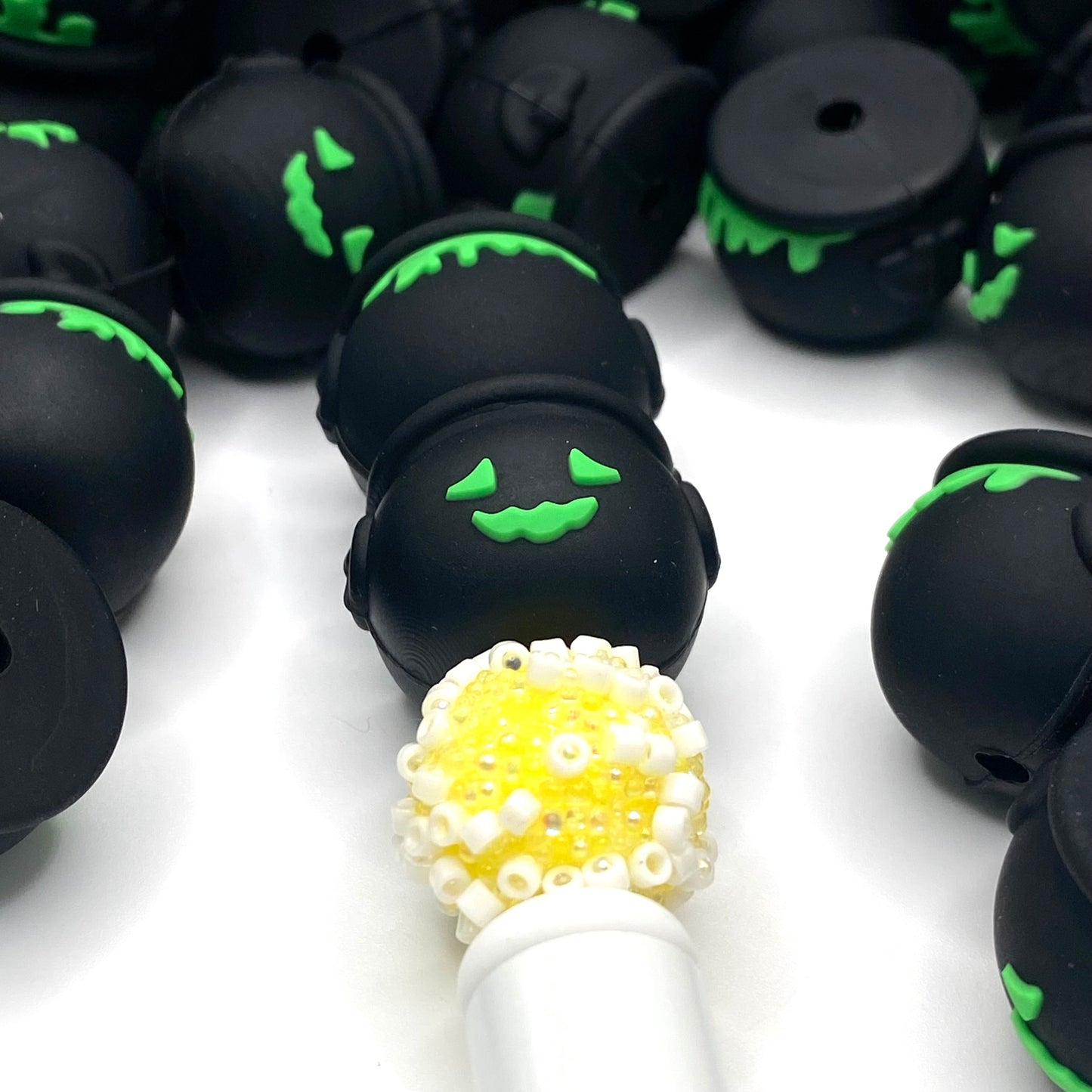 The Leaky Cauldron 3D Silicone Focal Beads