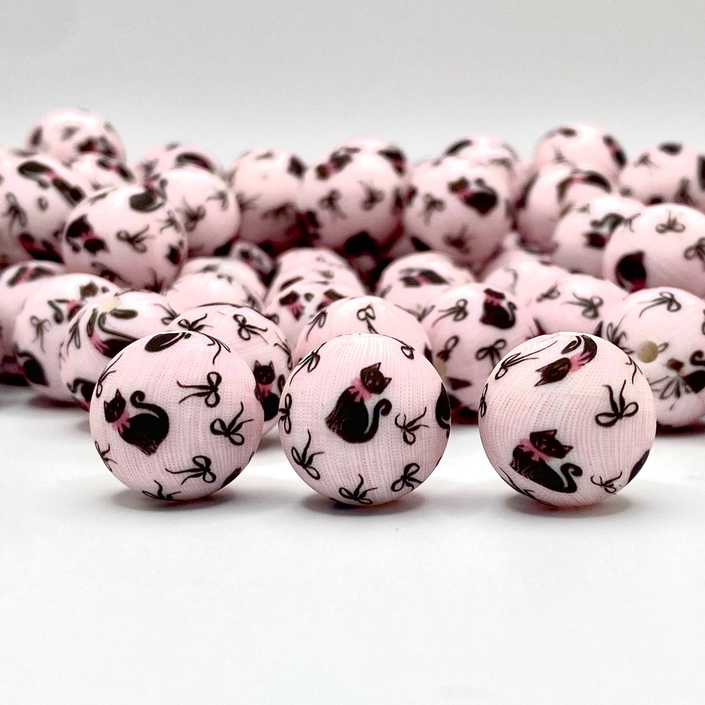 Purrrfectly Dapper Printed Silicone Beads