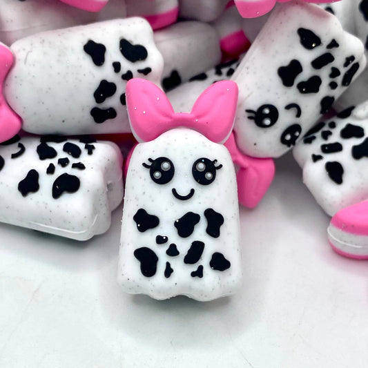 Shy but Spooky 3D Ghost Silicone Focal Beads