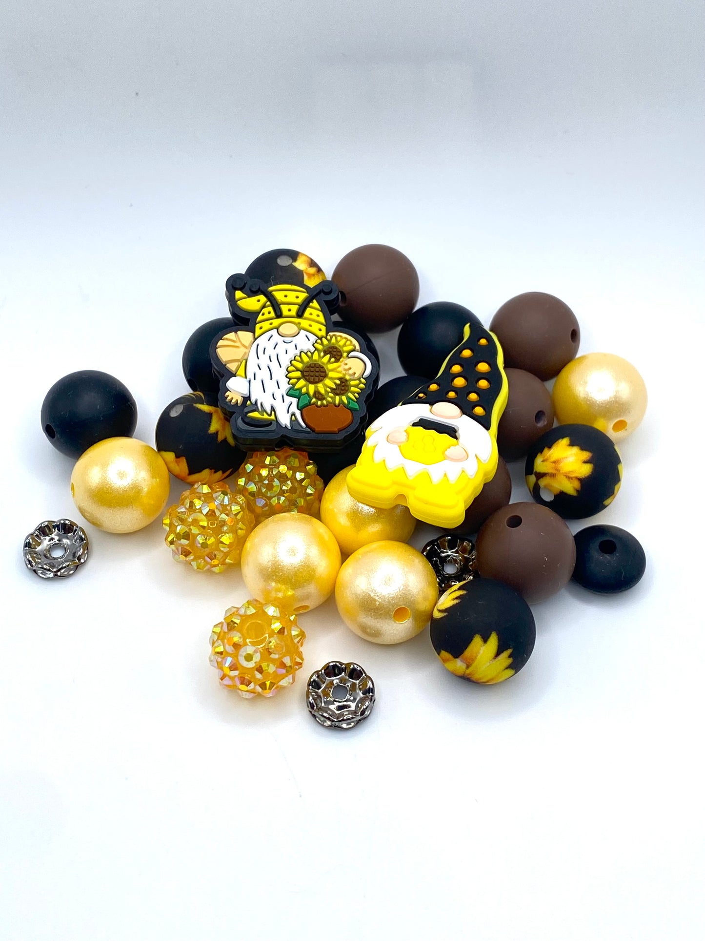 30pcs Bead Bundle 109