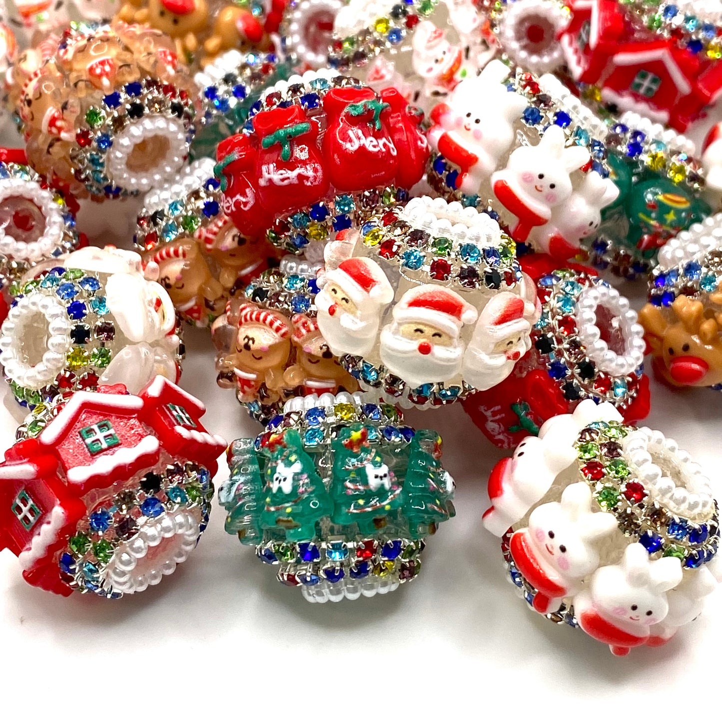 Christmas 4.0 Fancy Flower Beads- 5pcs