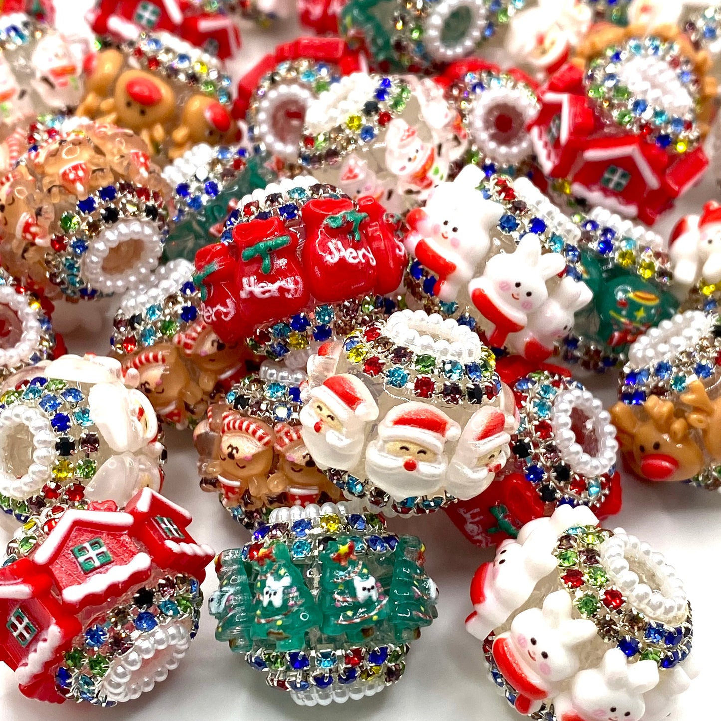 Christmas 4.0 Fancy Flower Beads- 5pcs