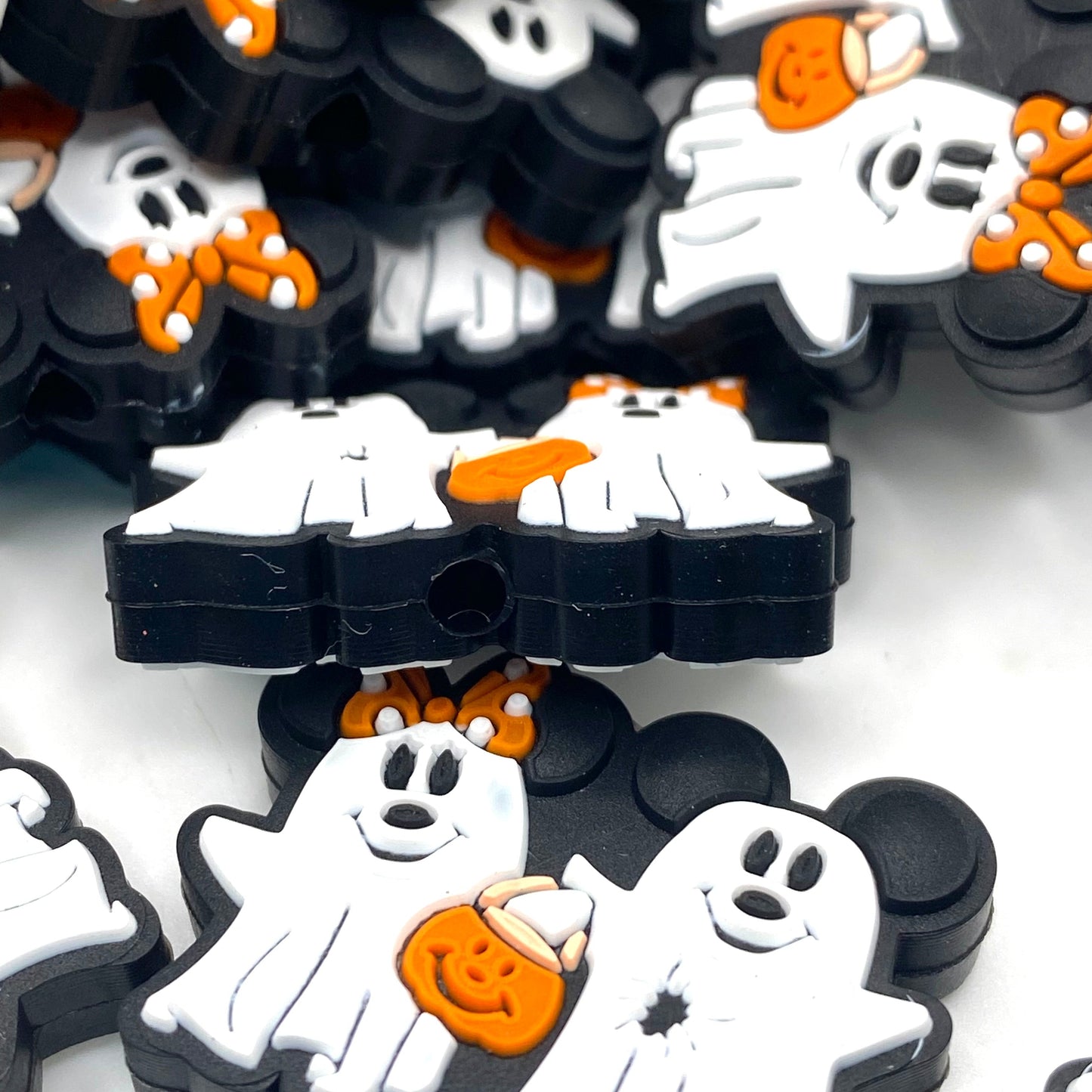 Spook-tacular Together Silicone Focal Beads