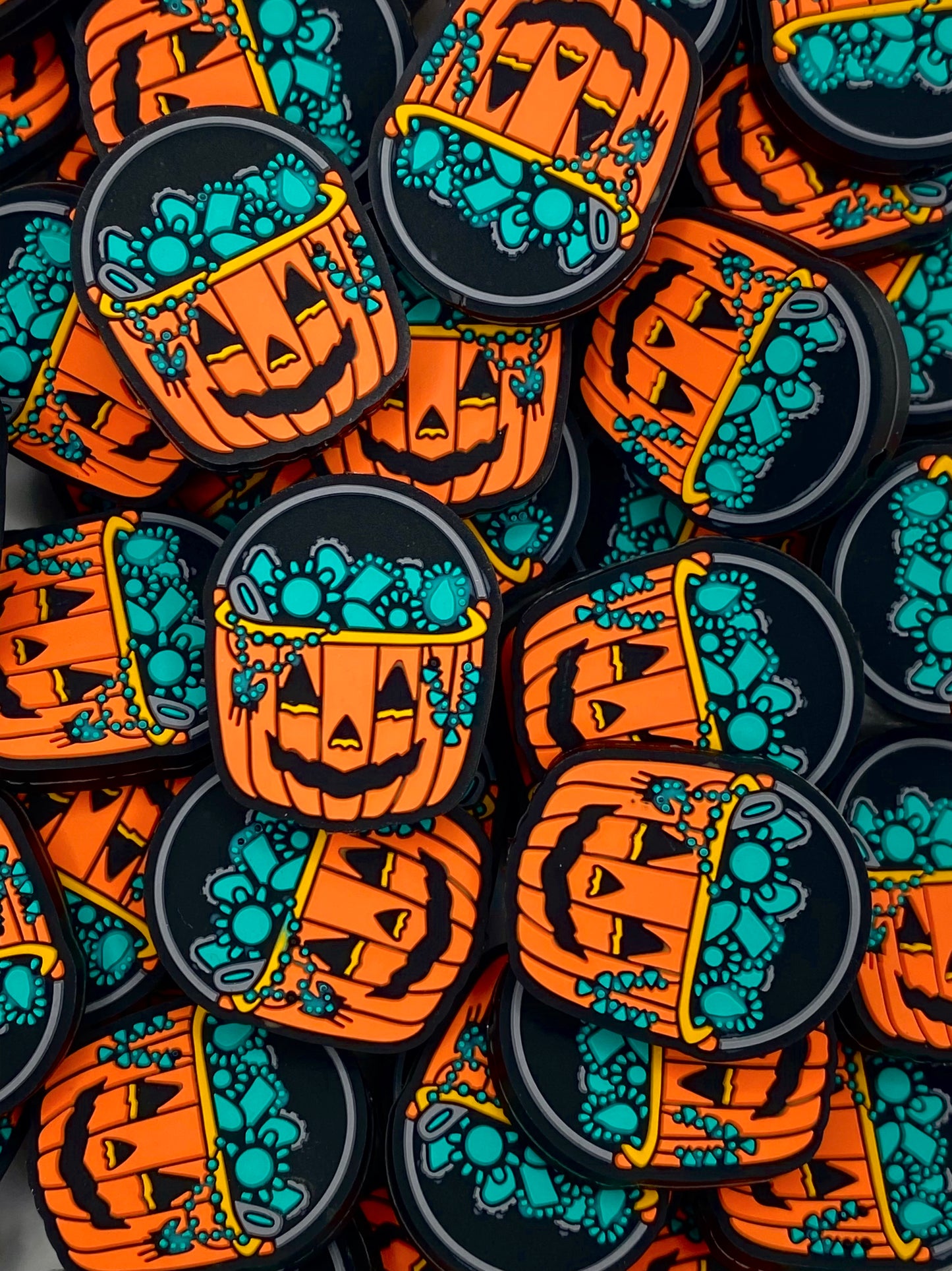 Howdy Pumpkin Silicone Focal Beads