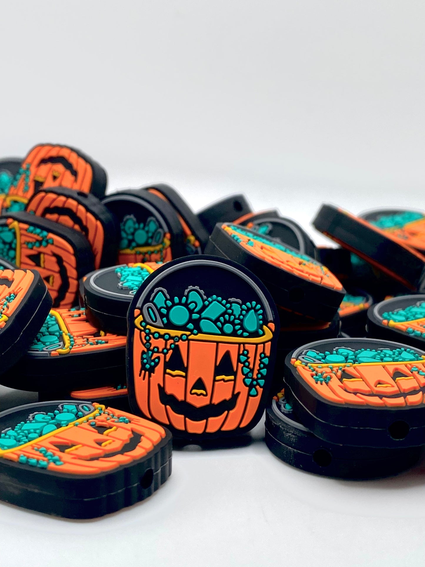 Howdy Pumpkin Silicone Focal Beads