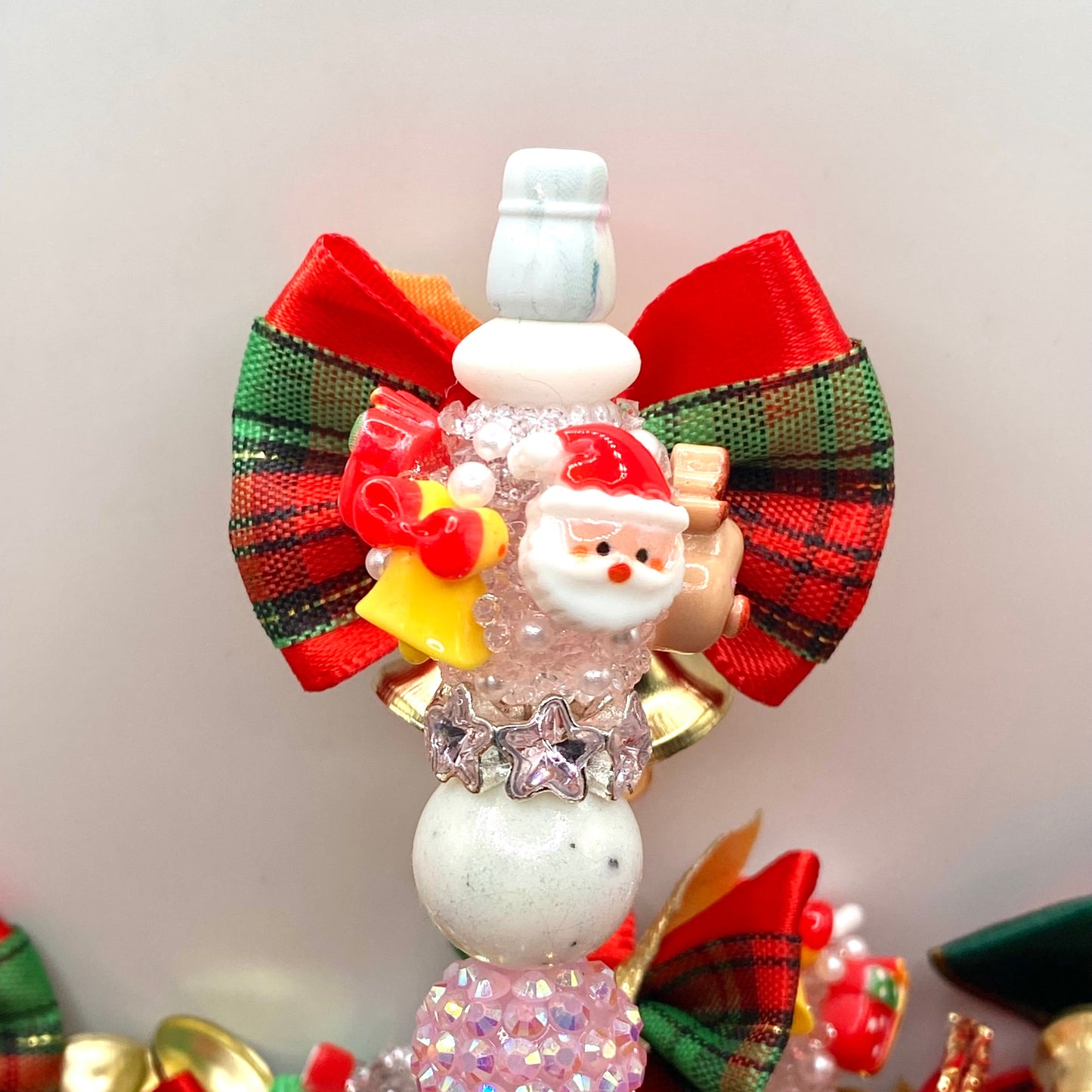 Festive, Tied, and Fabulous Fancy Bow Beads