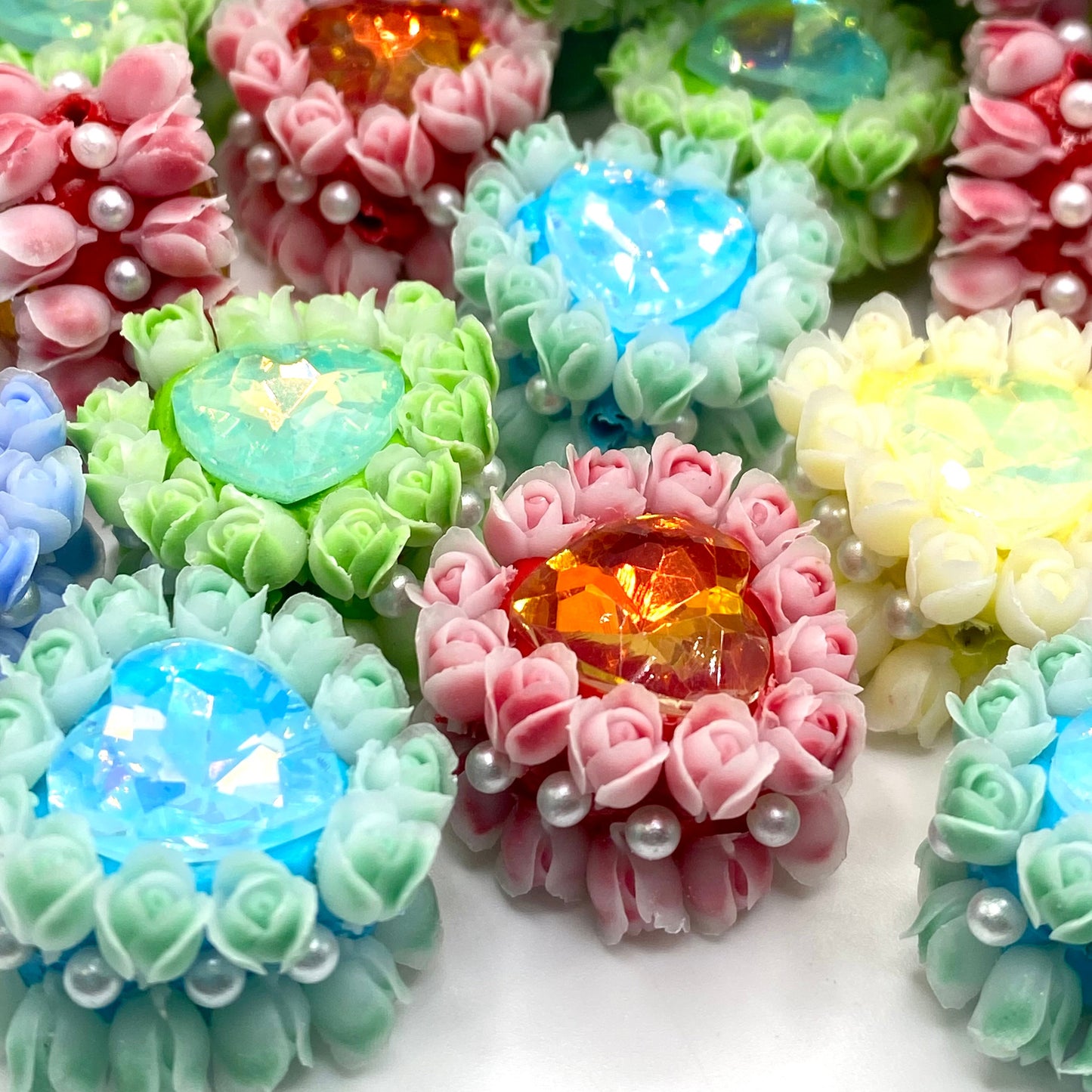 Heart of Roses Fancy Beads - 5pcs