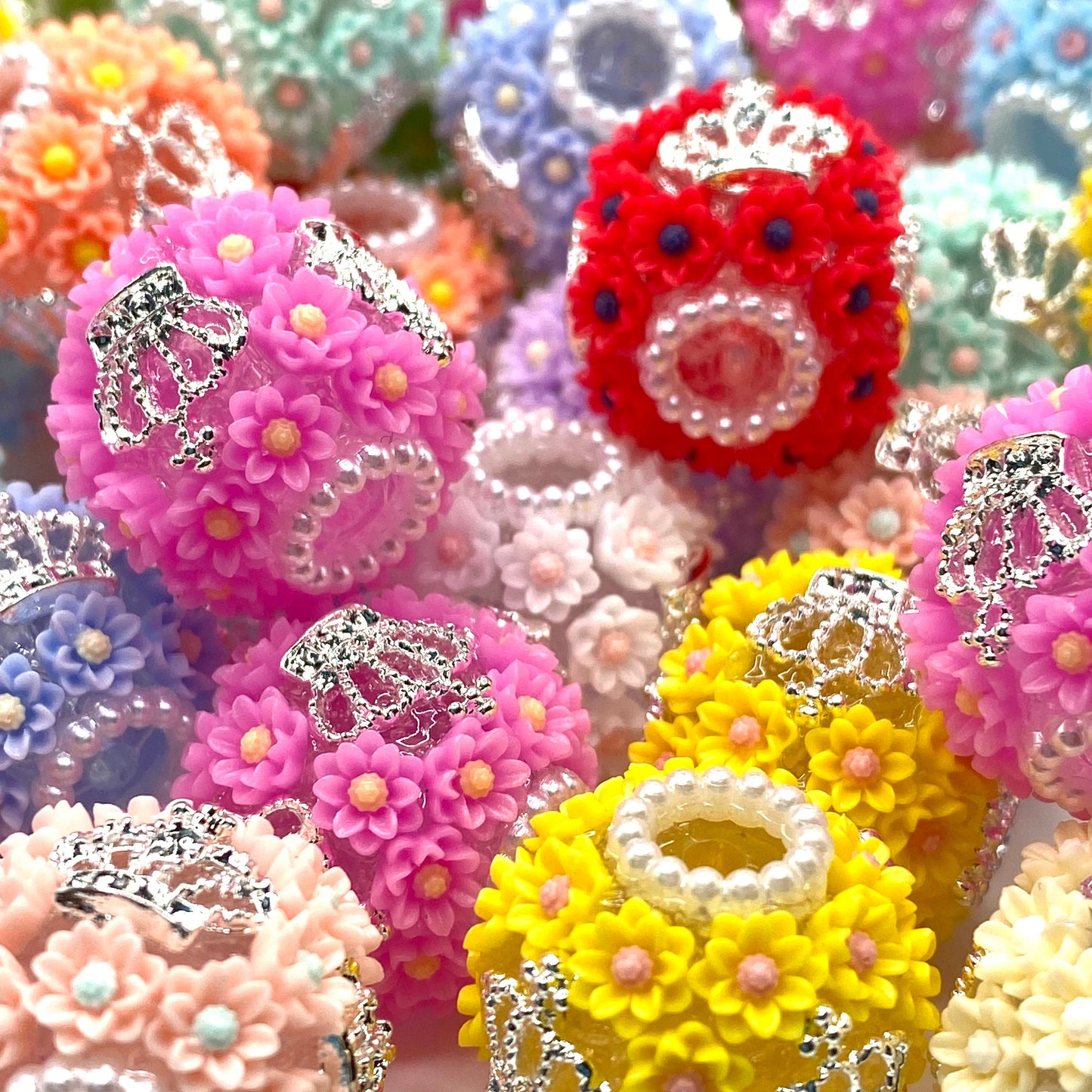 Bloom Like a Queen Fancy Beads - 5pcs