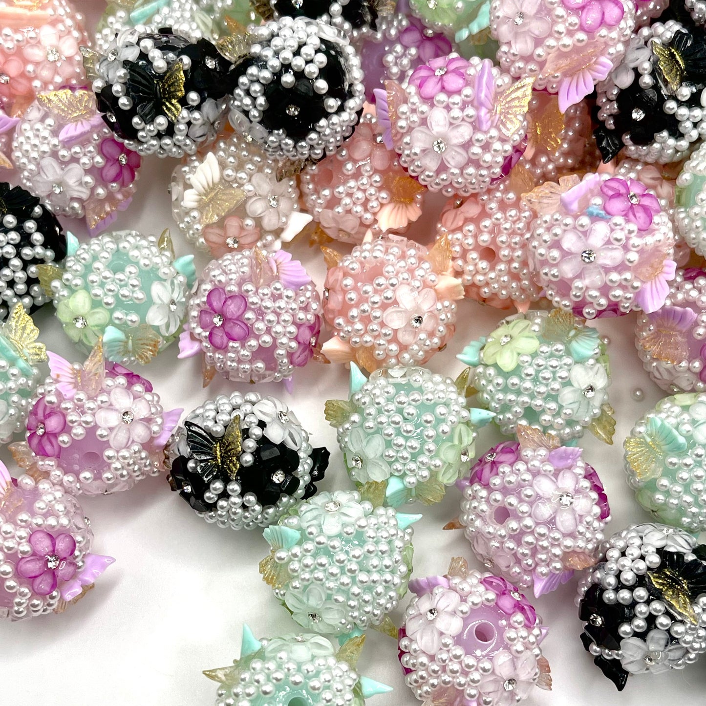 Butterflies Are Flying Flowers Fancy Acrylic Beads