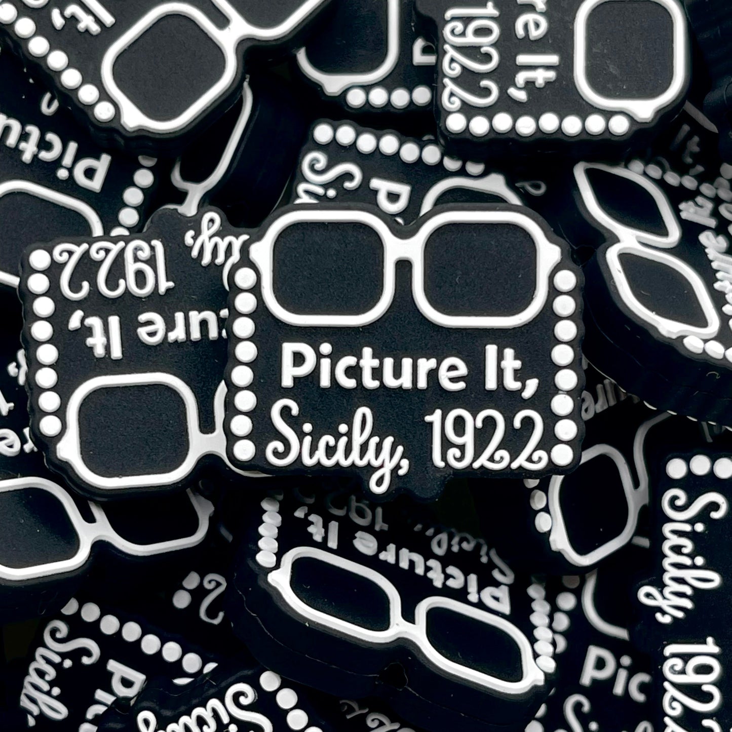 Picture It, Sicily, 1922 Silicone Focal Beads