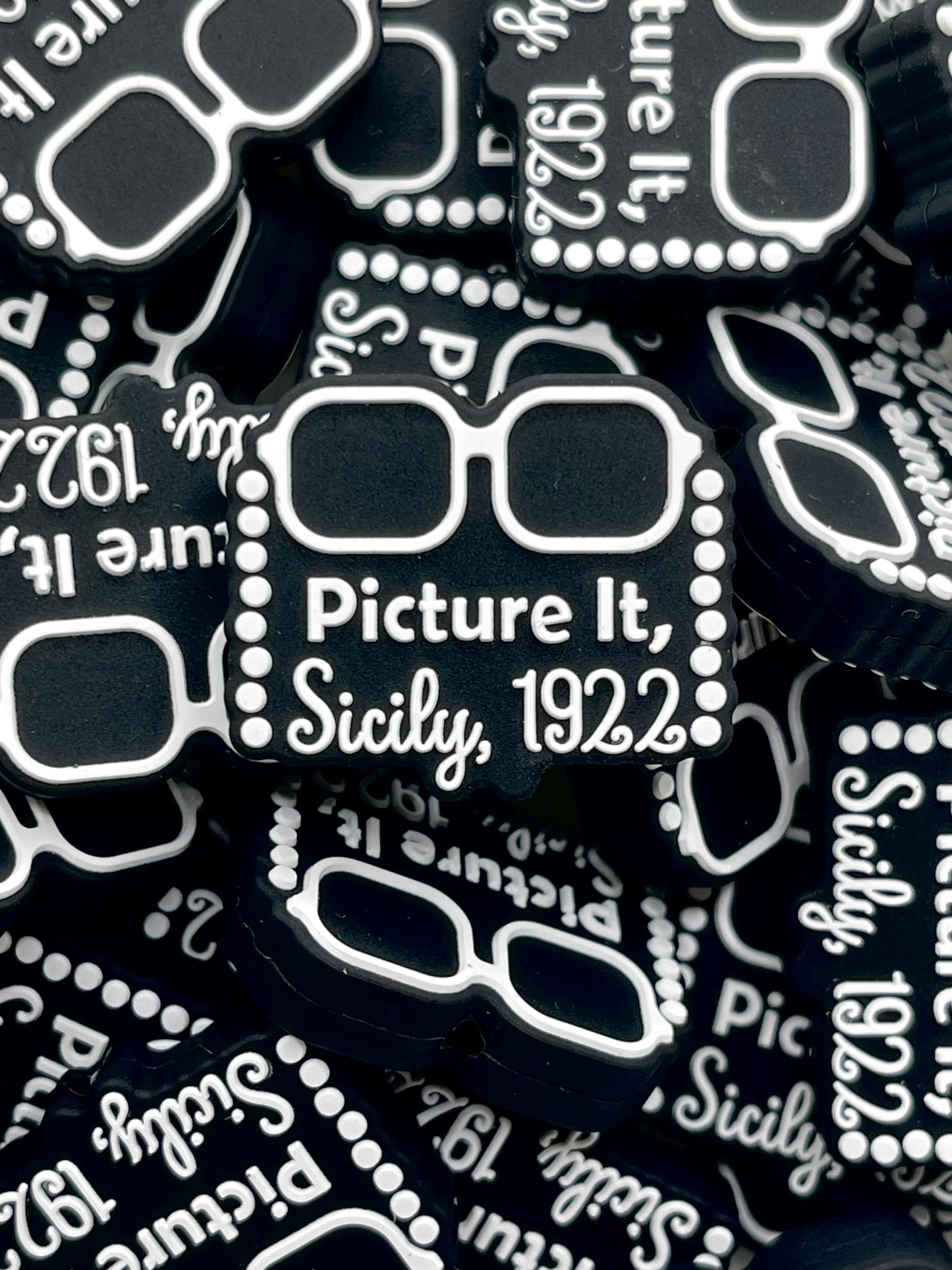 Picture It, Sicily, 1922 Silicone Focal Beads