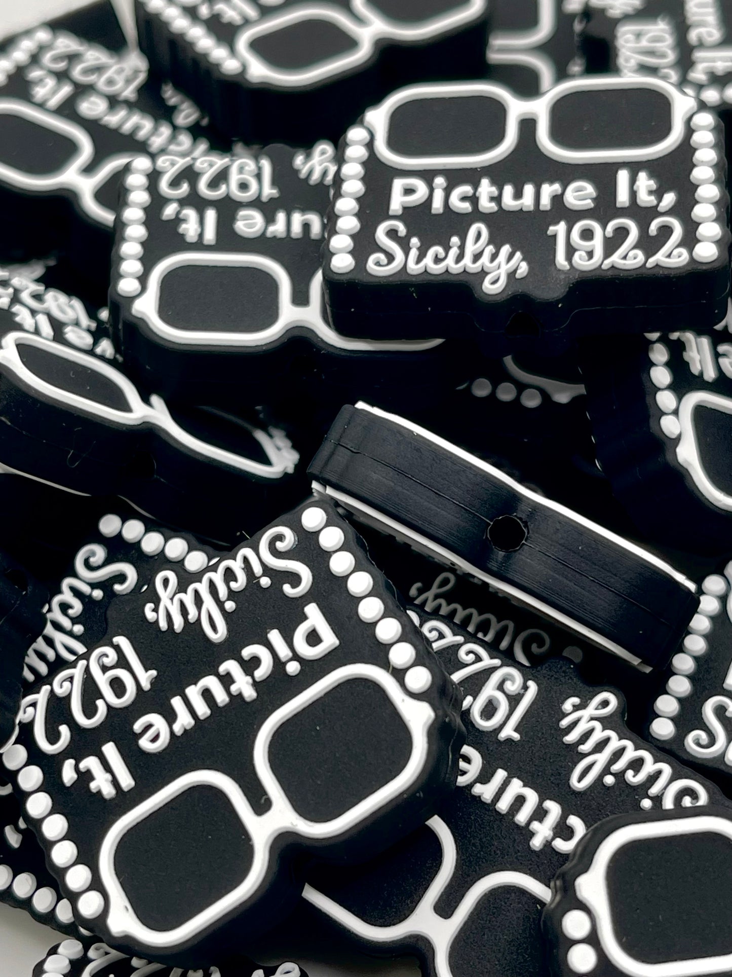 Picture It, Sicily, 1922 Silicone Focal Beads