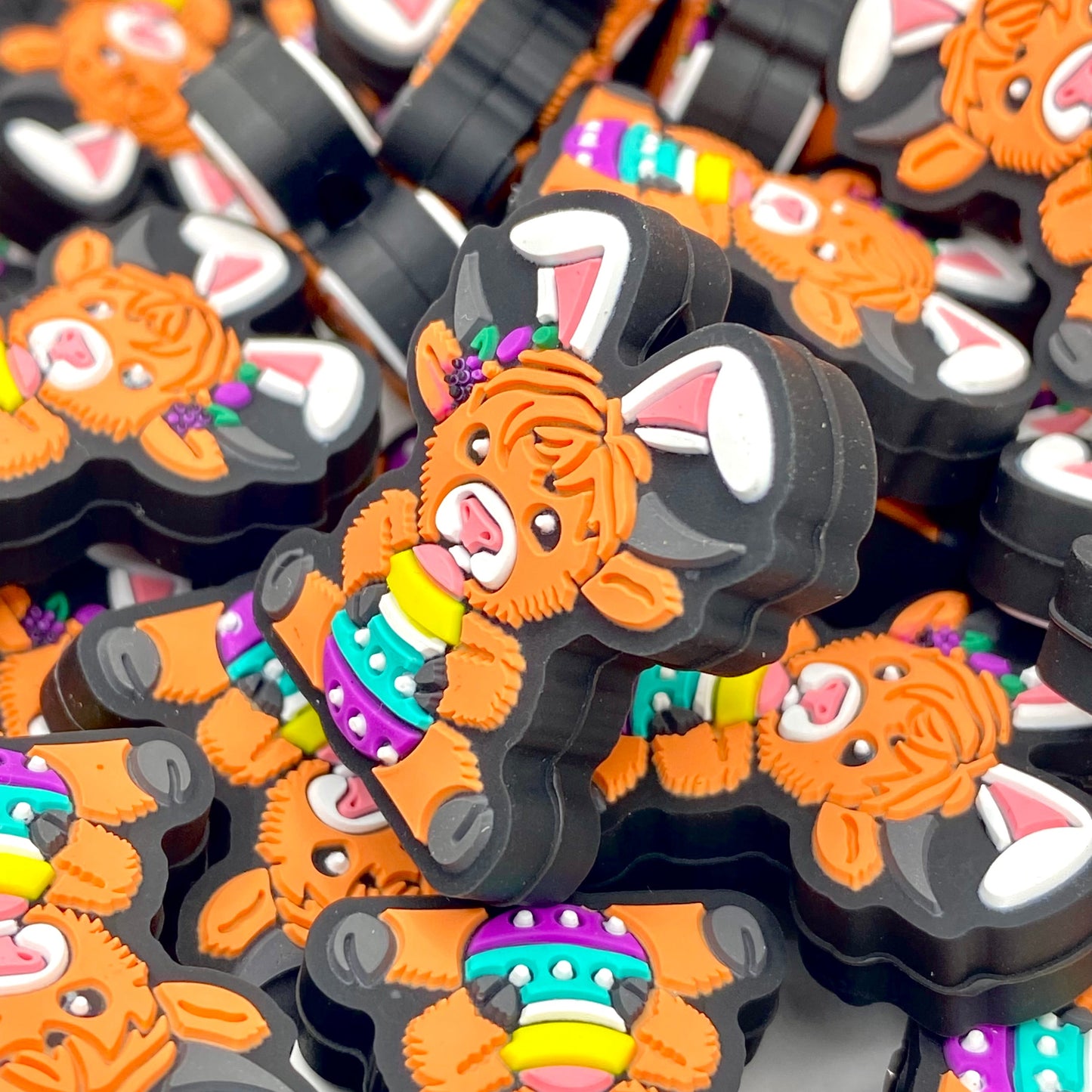 Spring Moo-gic Silicone Focal Beads