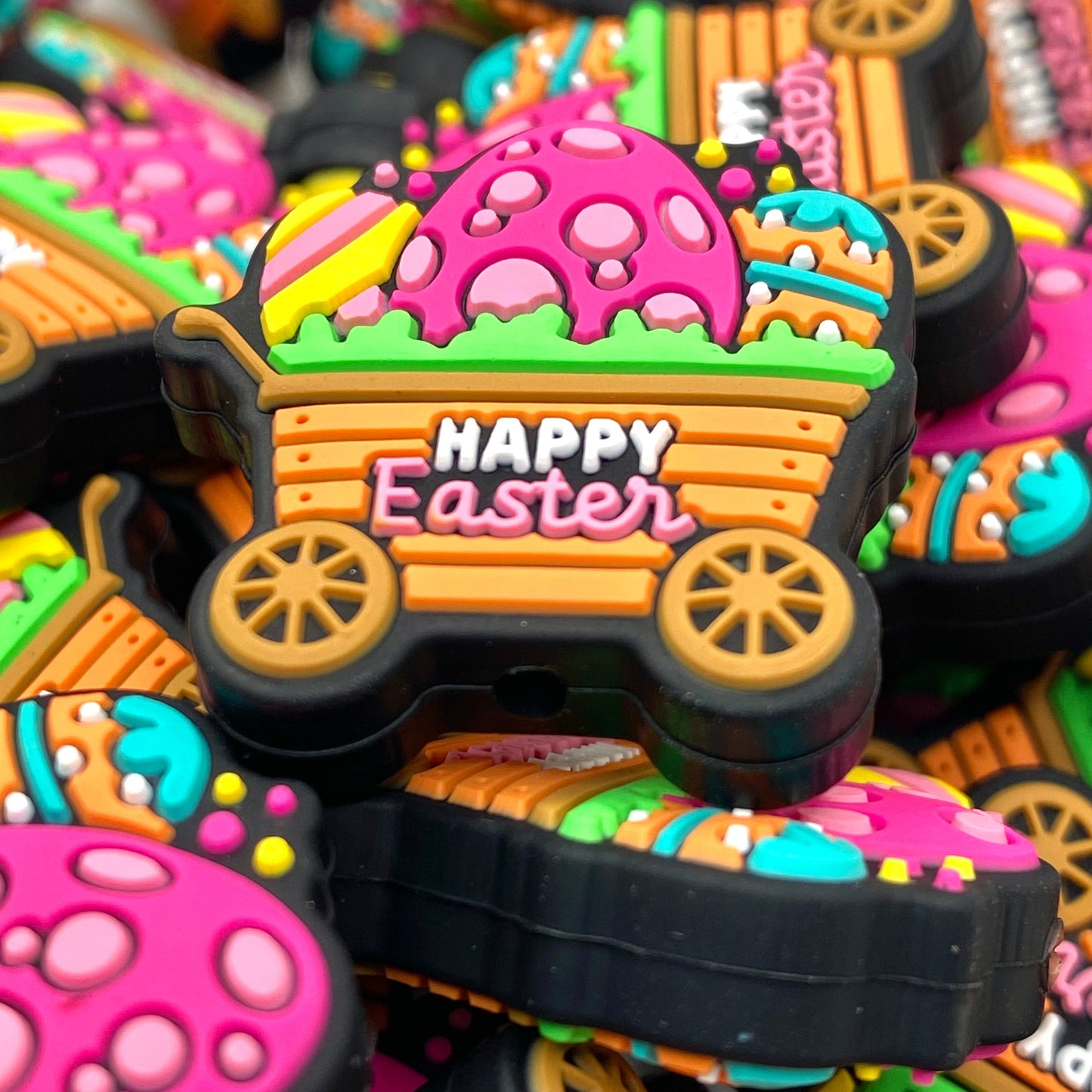 Happy Easter 5.0 Silicone Focal Beads