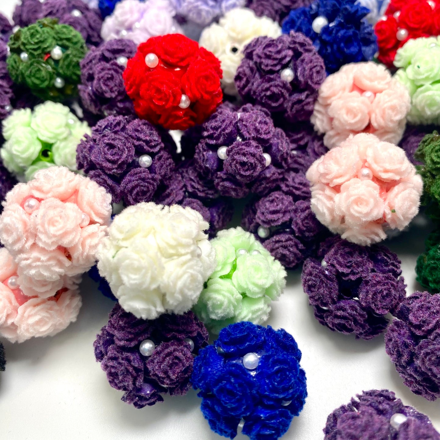 When Life Throws Thorn, Hunt for Roses Fancy Beads - 5pcs