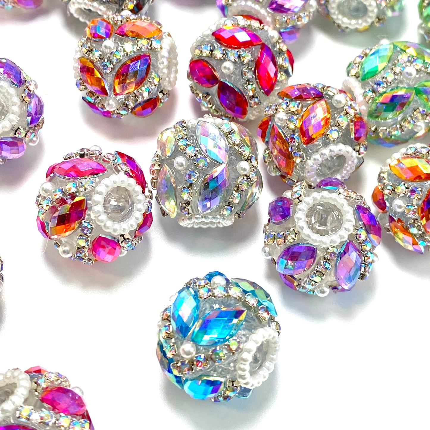 A Touch of Elegance - 5pc Fancy Beads