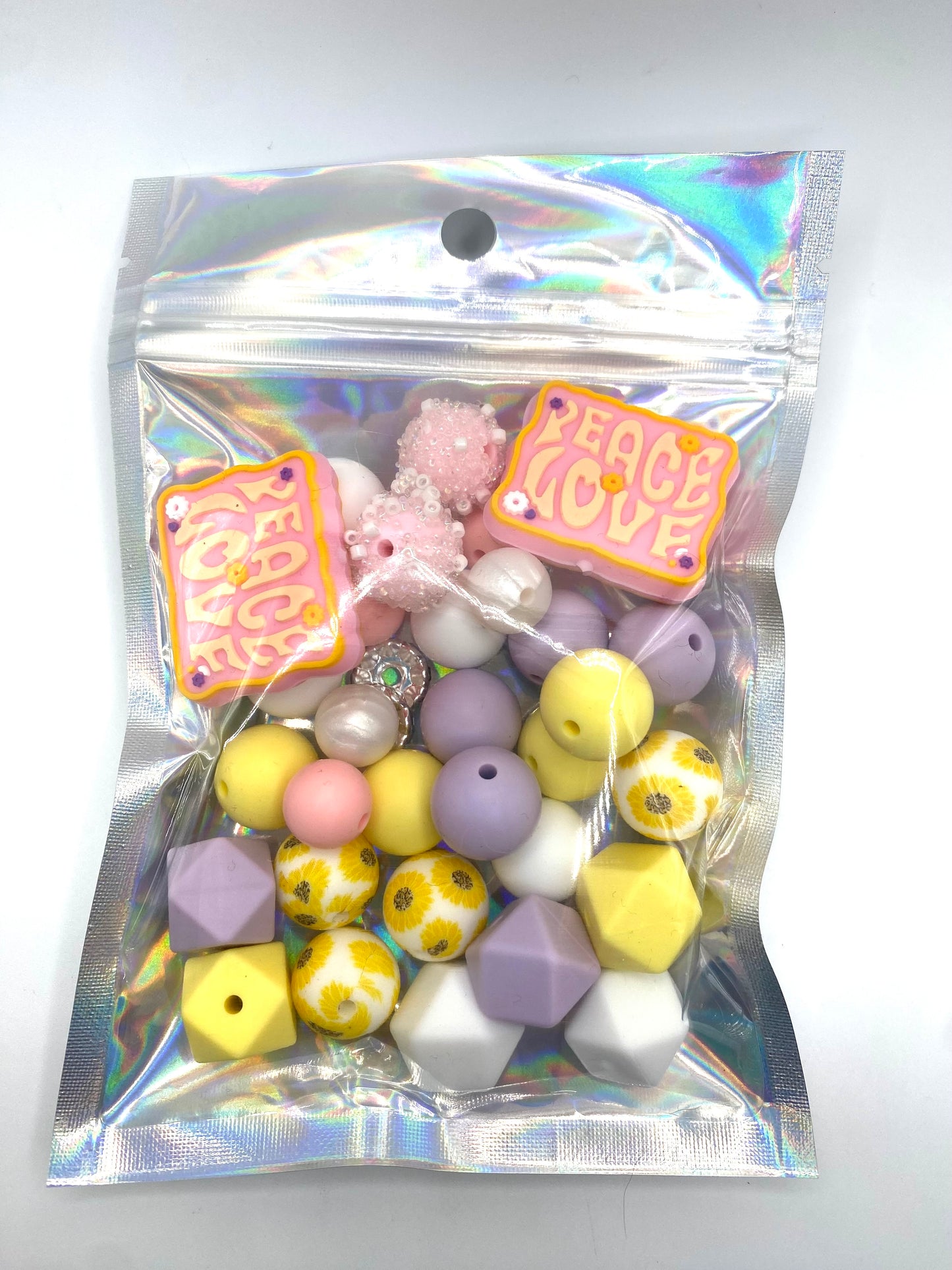 30pcs Bead Bundle 124