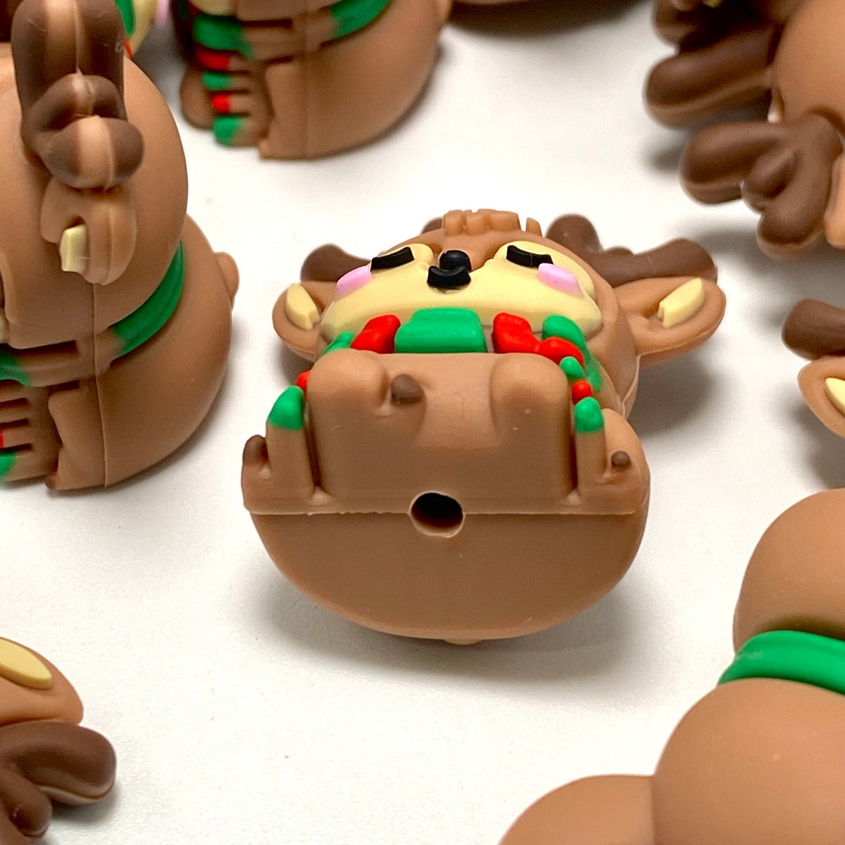Reindeer Hugs & Cozy Snugs 3D Silicone Focal Beads