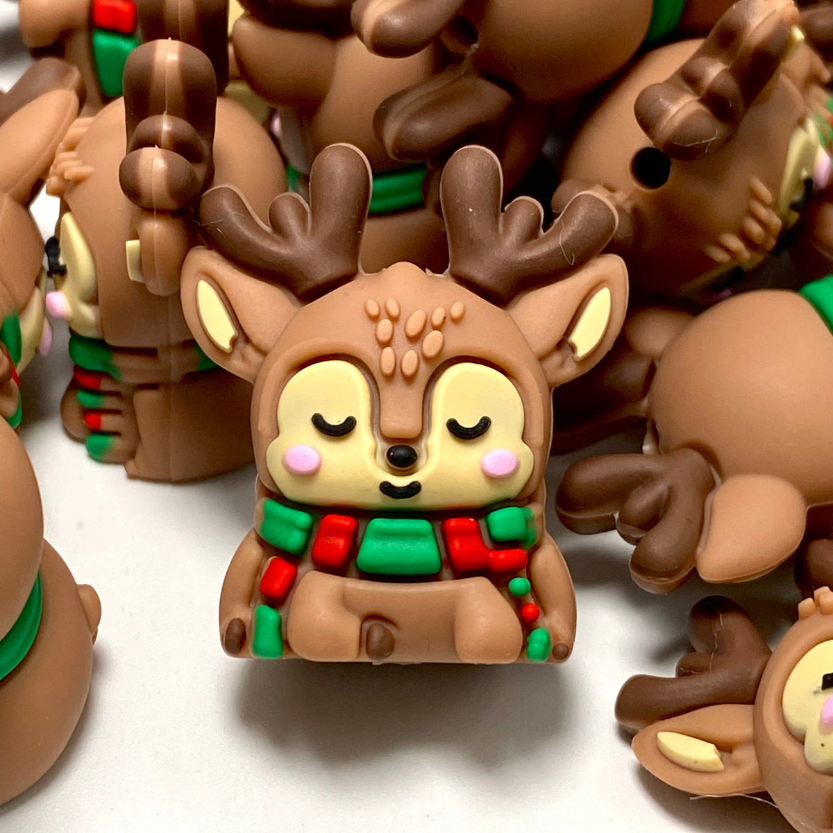 Reindeer Hugs & Cozy Snugs 3D Silicone Focal Beads