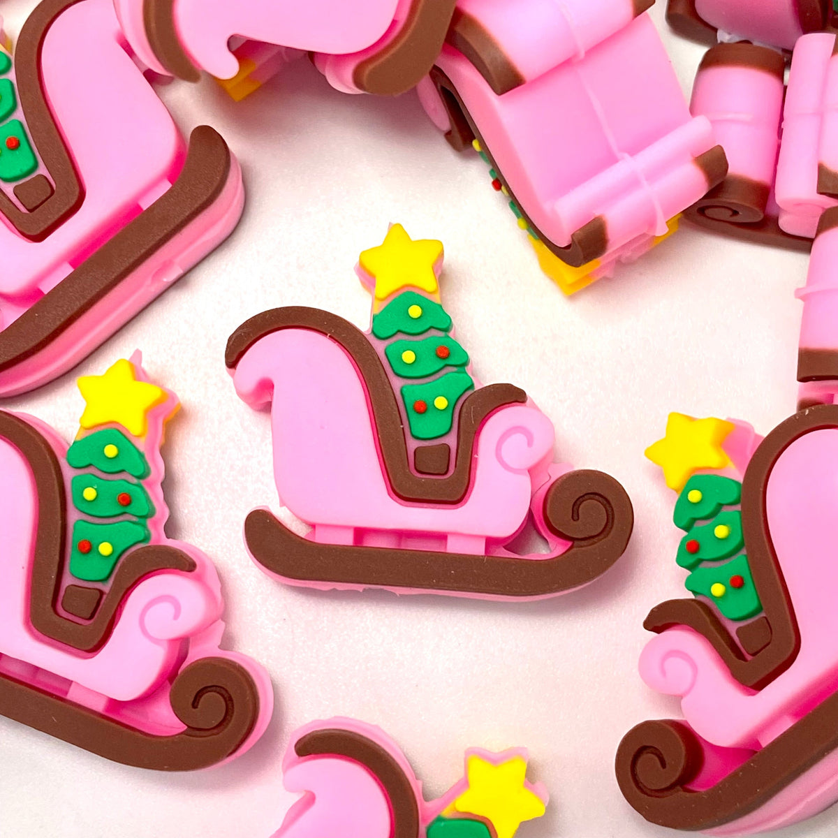 Sleighing Christmas in Pink 3D Silicone Focal Beads