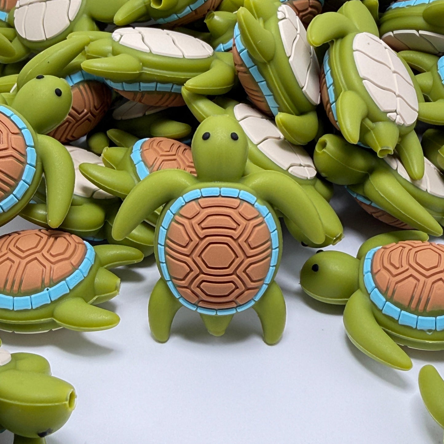 Slow & Happy Turtle 3D Silicone Focal Beads