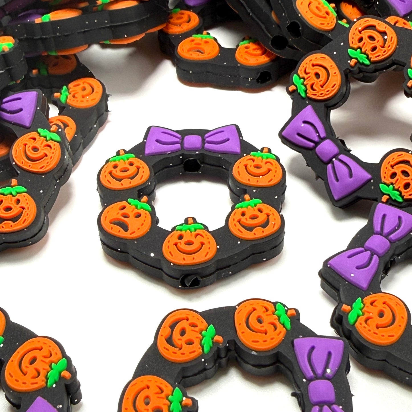 Pumpkin mode: ON Silicone Focal Beads