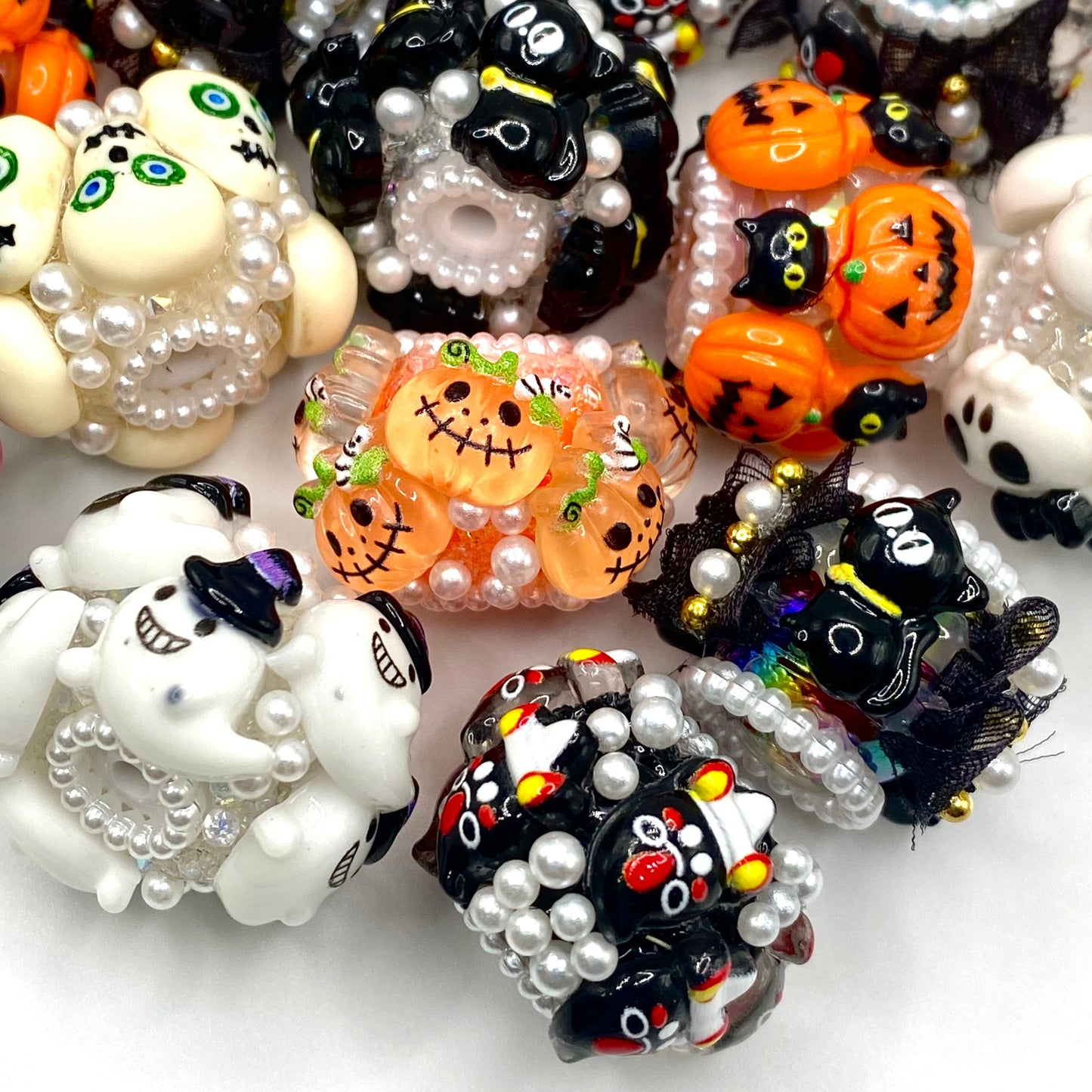 Happy Hunting Fancy Halloween Theme Beads